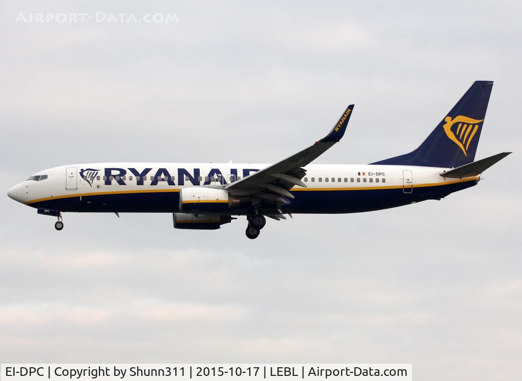 EI-DPC, 2006 Boeing 737-8AS C/N 33604, Landing rwy 25R