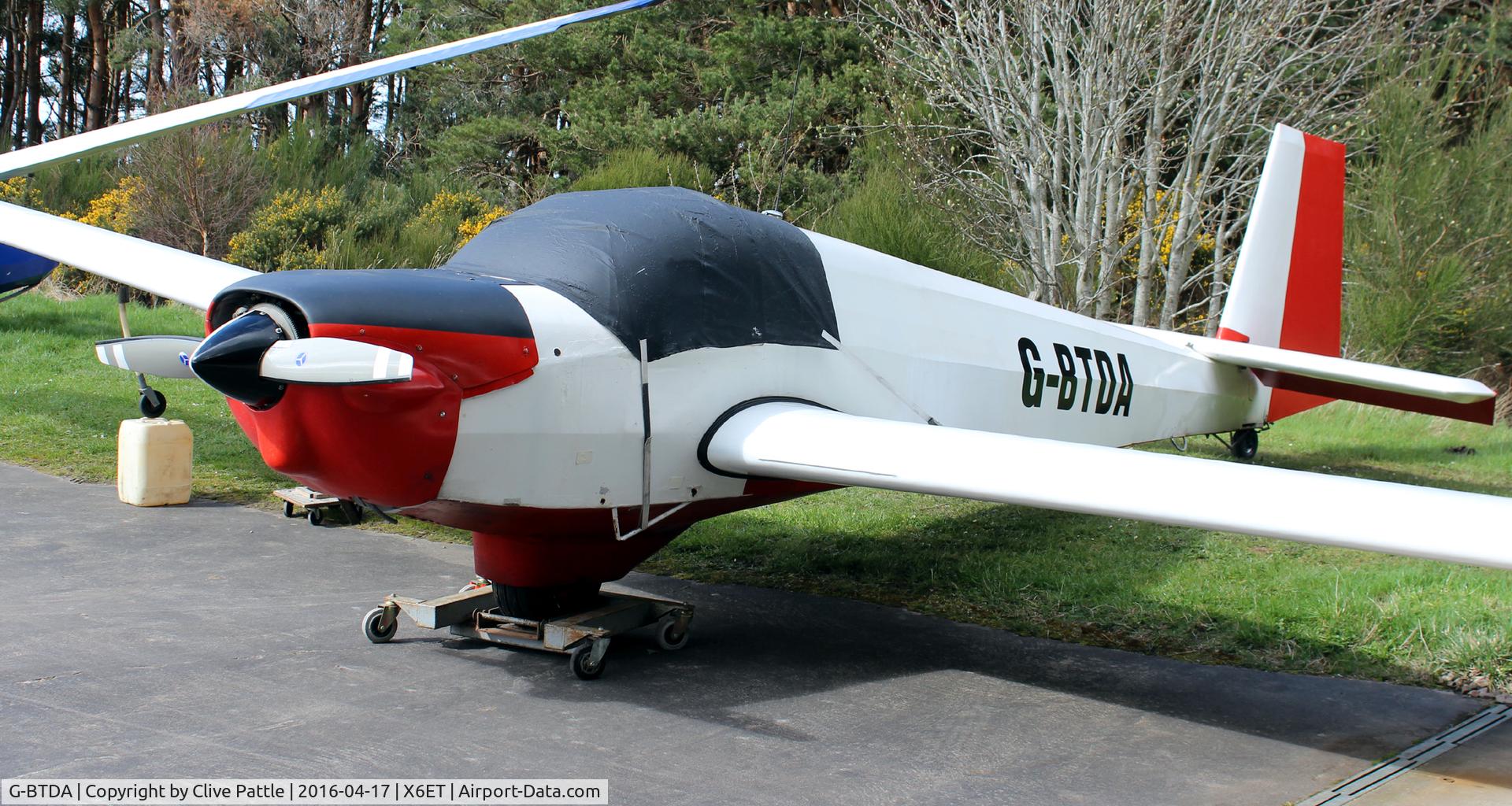 G-BTDA, 1981 Slingsby T-61F Venture T2 C/N 1870, Parked up at Easterton Gliding field, Elgin, Moray.