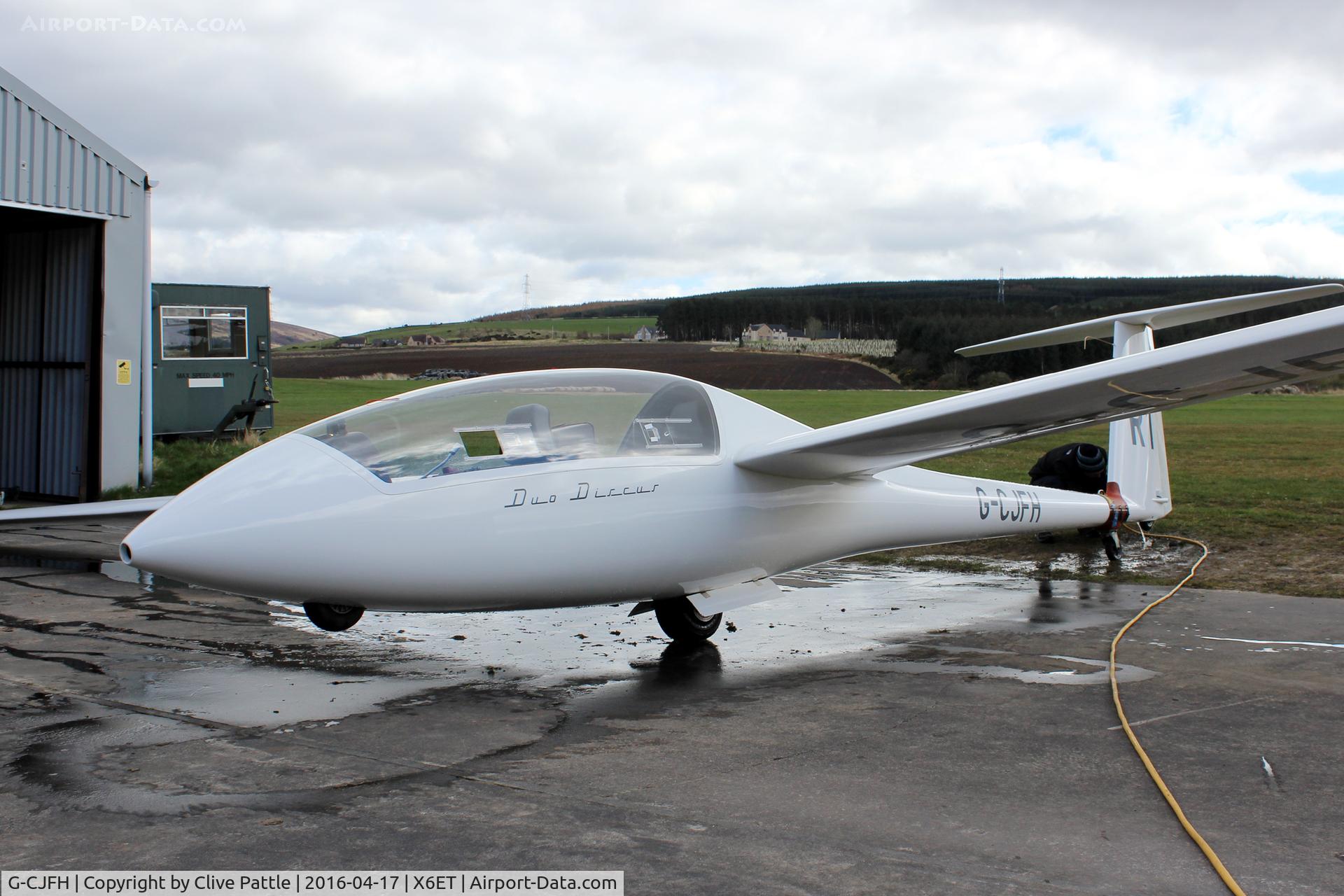 G-CJFH, 2008 Schempp-Hirth Duo Discus C/N 118, Parked up at Easterton Gliding field, Elgin, Moray.