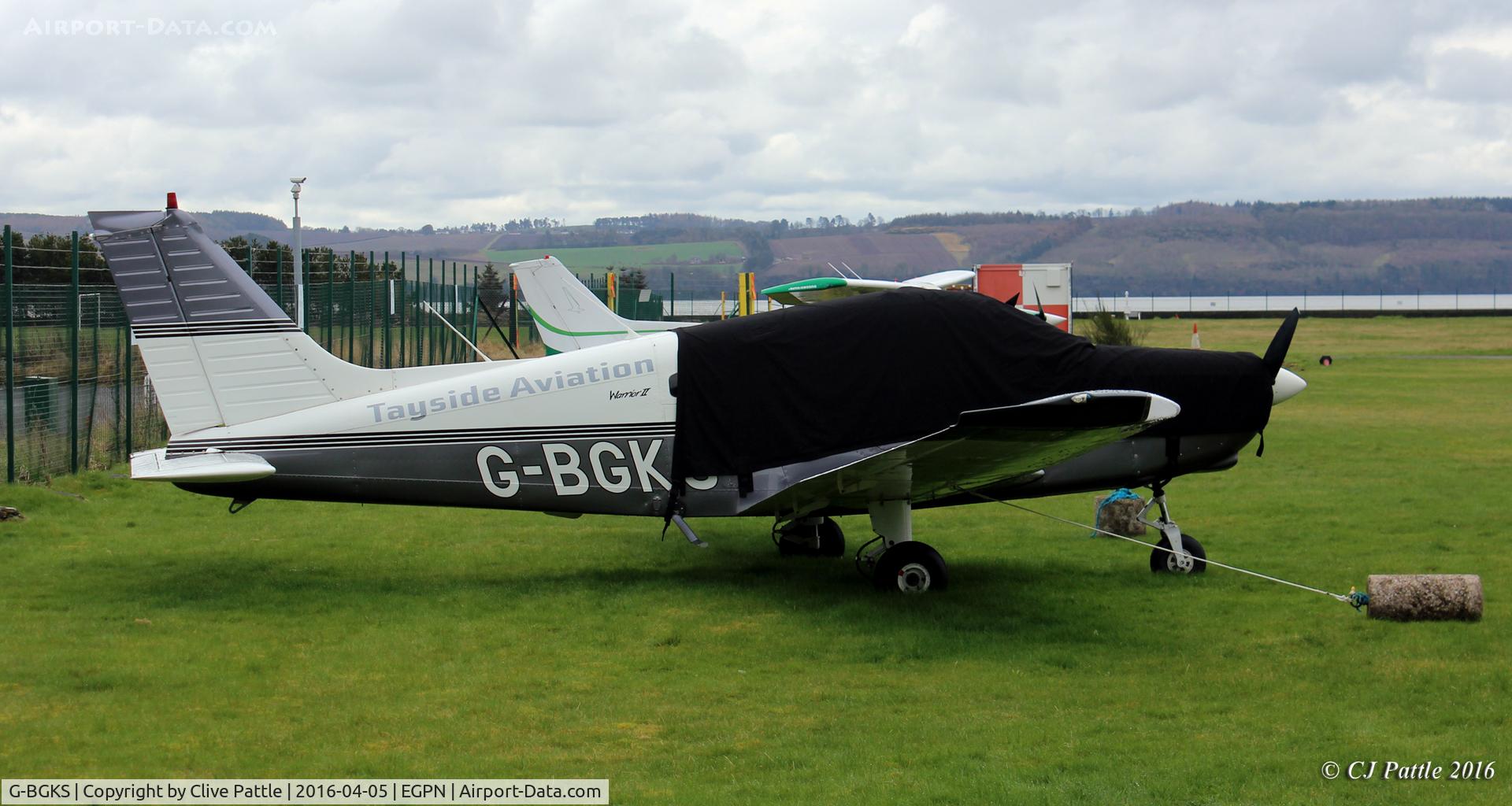 G-BGKS, 1978 Piper PA-28-161 Cherokee Warrior II C/N 28-7916221, On the grass at Dundee Riverside EGPN