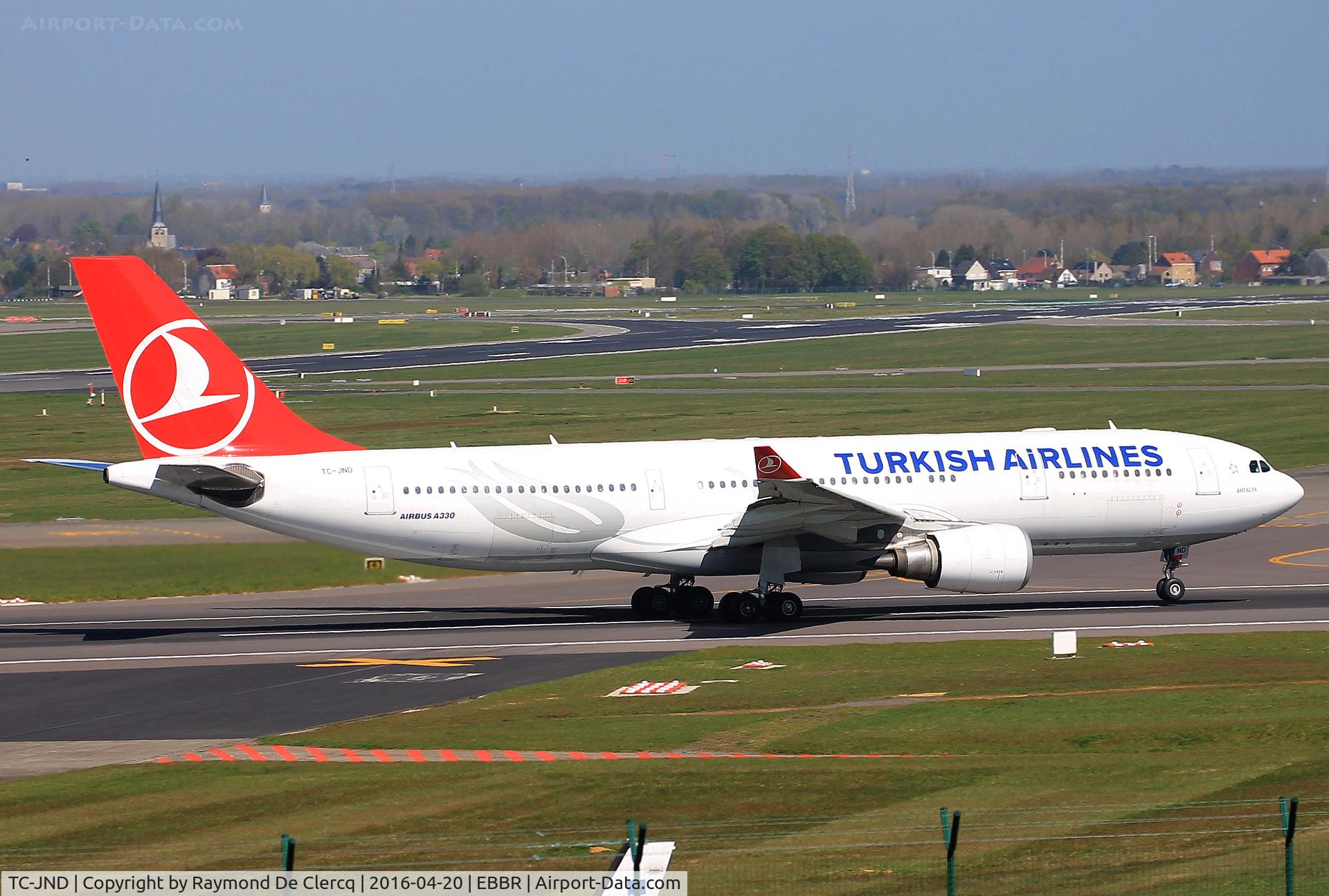 TC-JND, 2006 Airbus A330-203 C/N 754, Take off on rwy 07R.