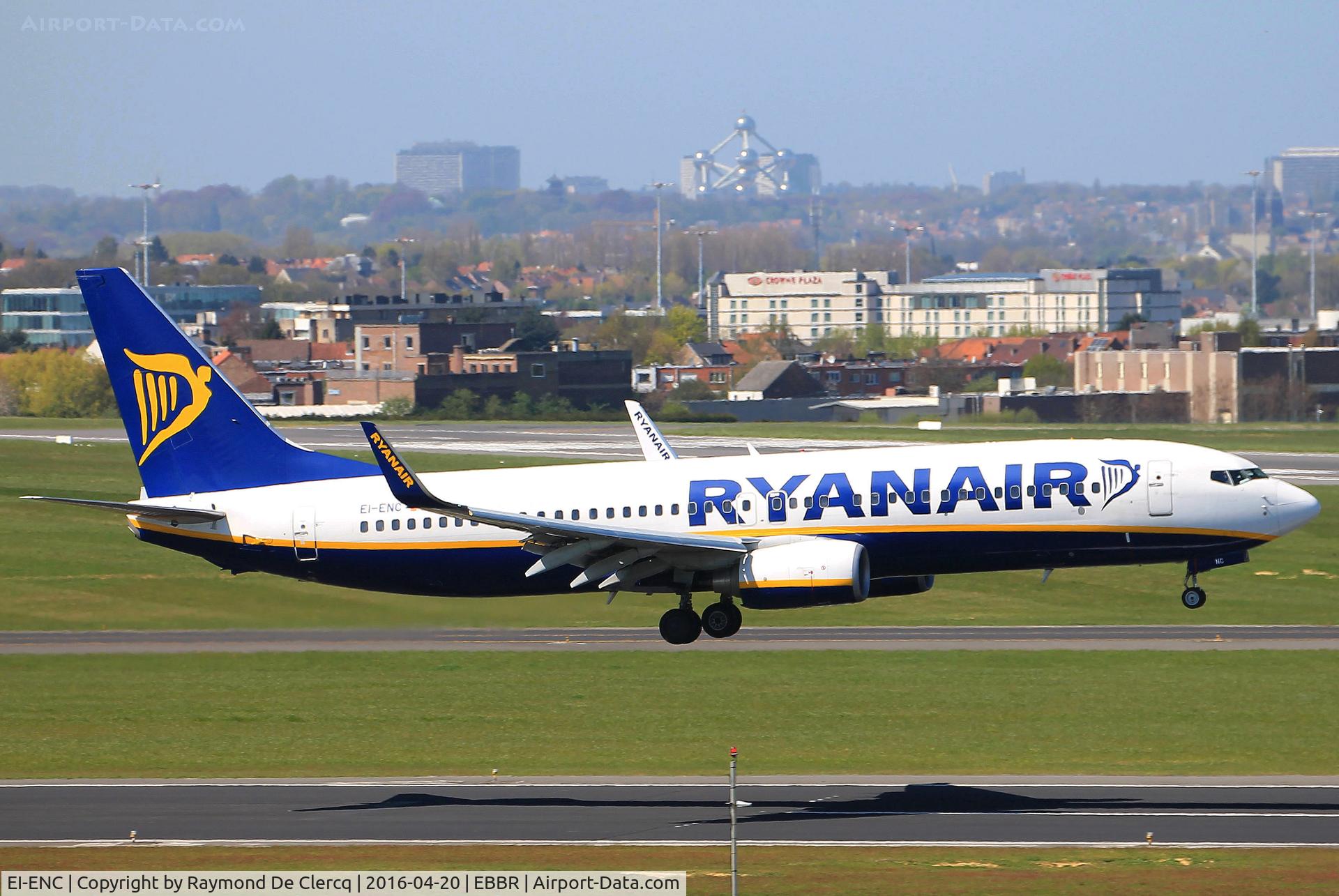 EI-ENC, 2010 Boeing 737-8AS C/N 34980, Landing on rwy 01.