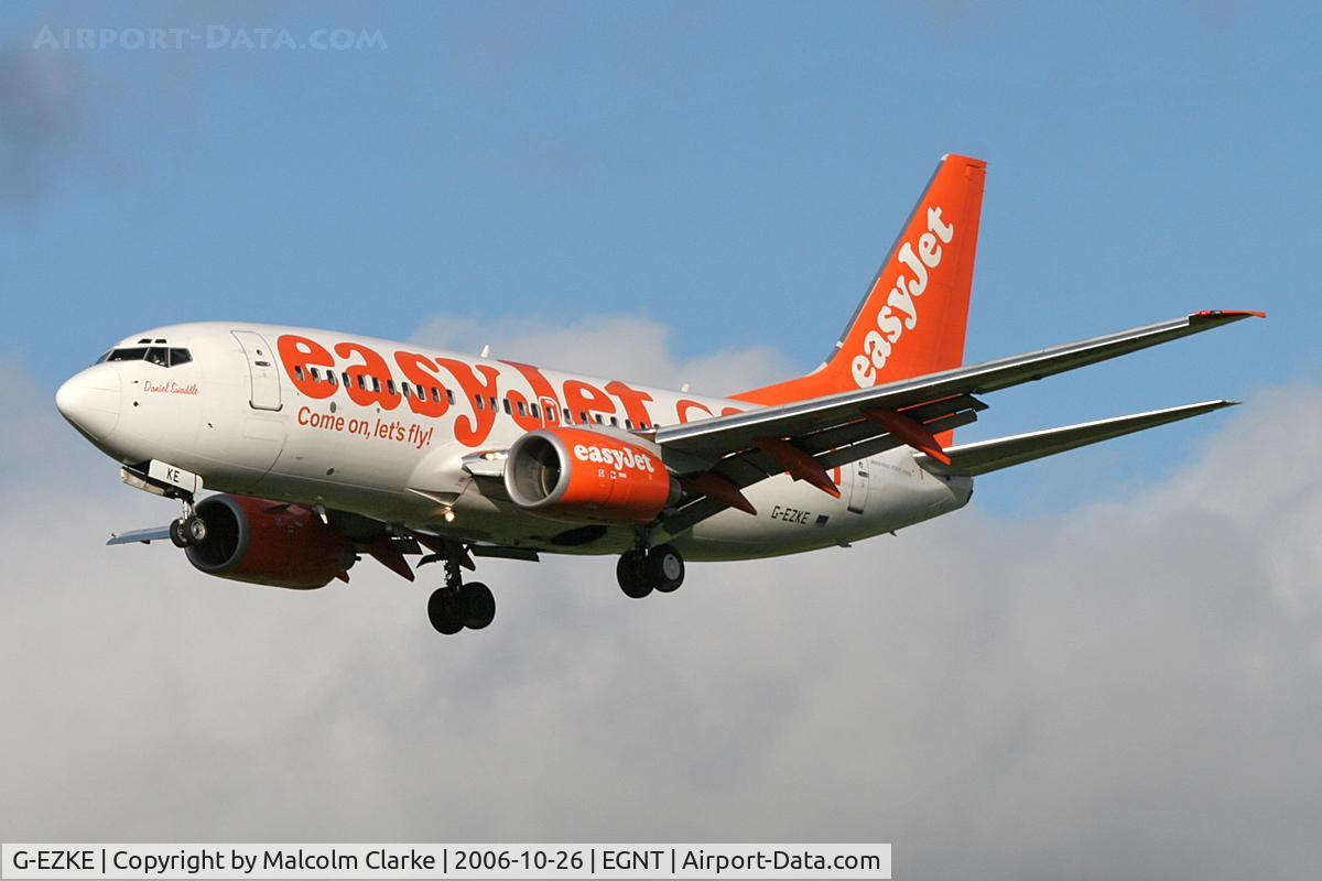 G-EZKE, 2004 Boeing 737-73V C/N 32426, Boeing 737-73V on approach to 25 at Newcastle Airport, October 2006.