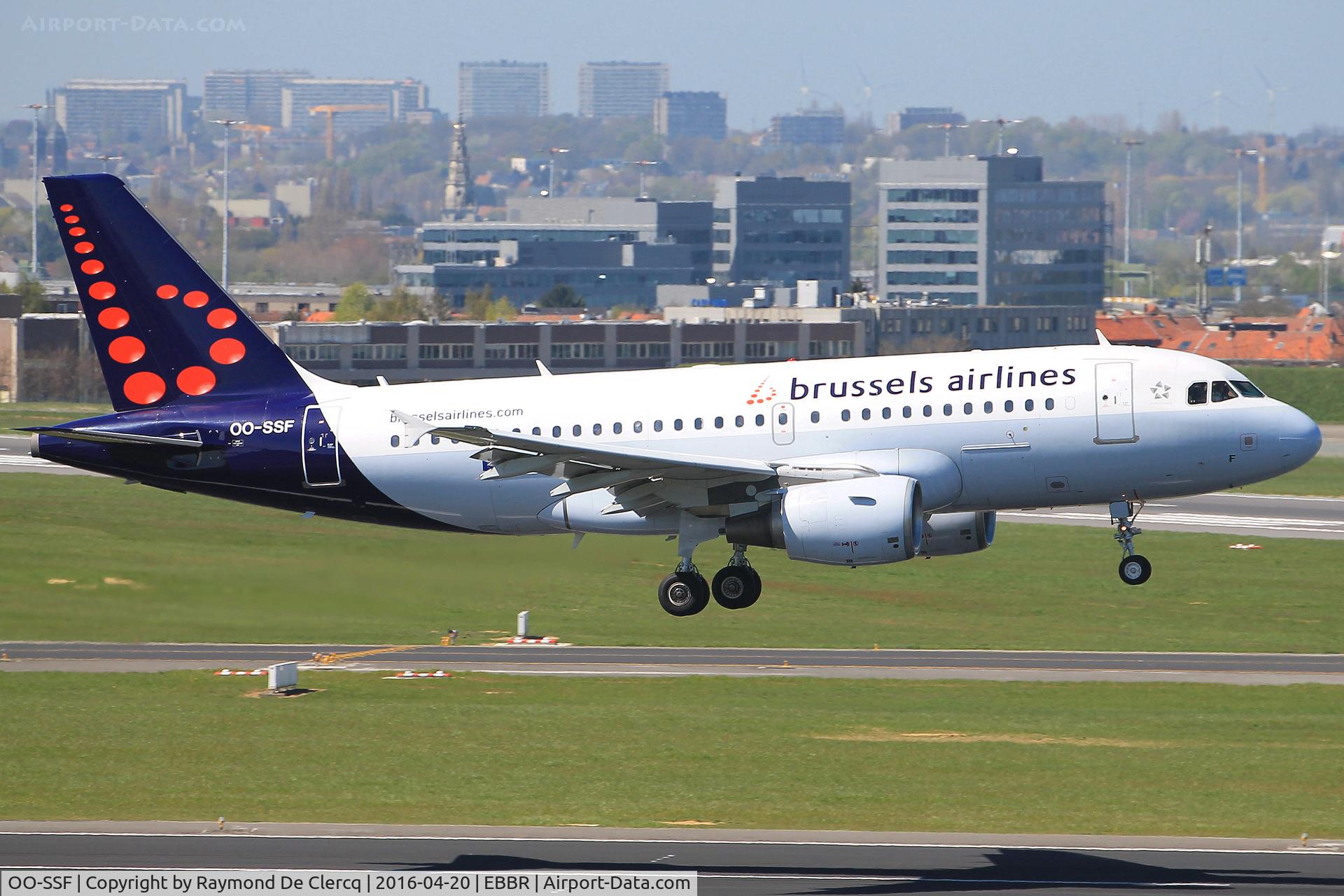OO-SSF, 2006 Airbus A319-111 C/N 2763, Landing on rwy 01.