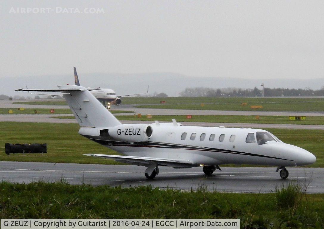 G-ZEUZ, 2004 Cessna 525A CitationJet CJ2 C/N 525A-0202, At Manchester