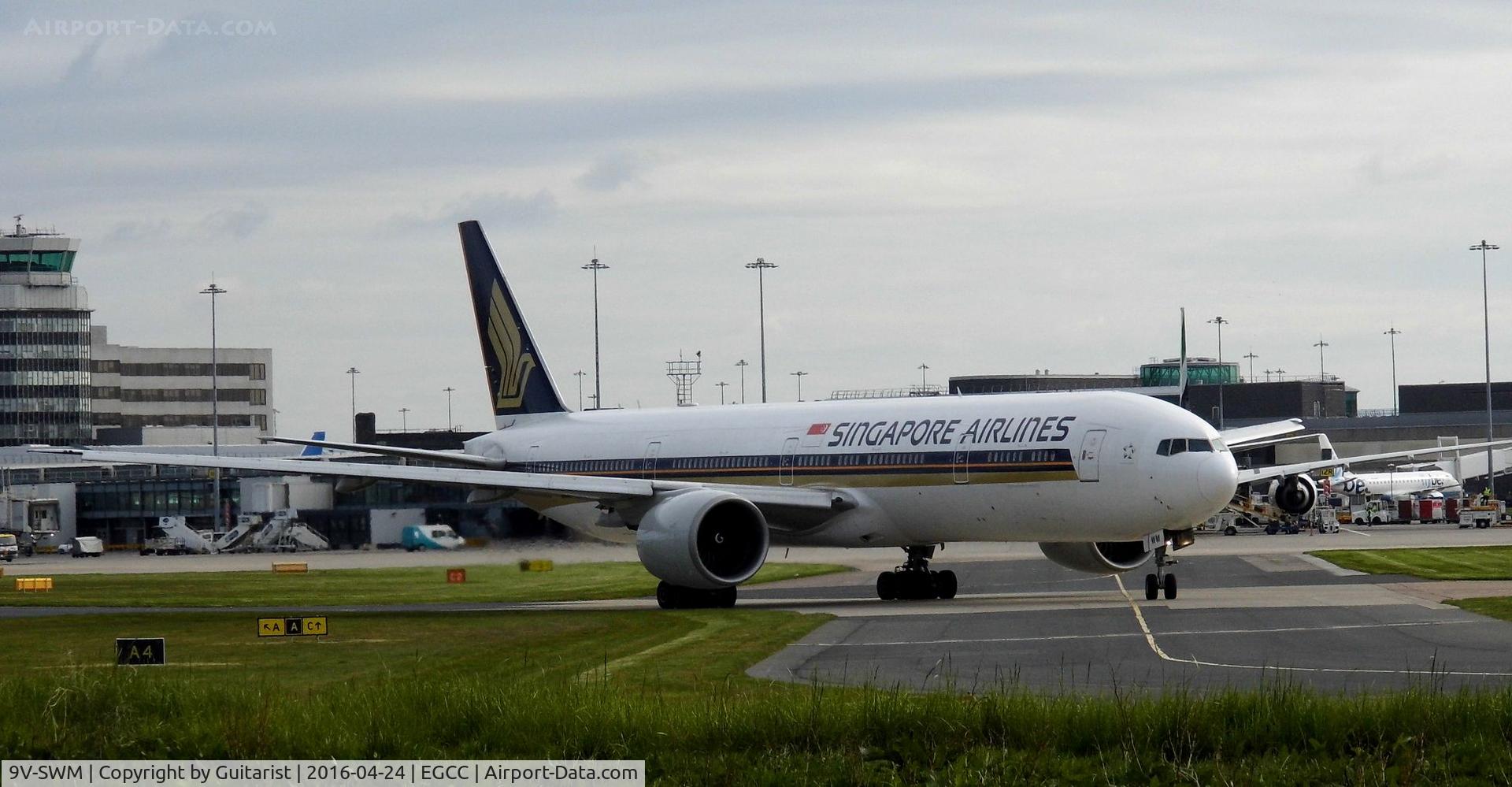 9V-SWM, 2008 Boeing 777-312/ER C/N 34578, At Manchester