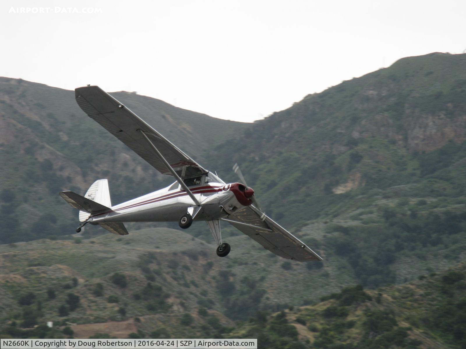 N2660K, 1947 Luscombe 8E Silvaire C/N 5387, 1947 Luscombe 8E SILVAIRE, Continental C85 85 Hp, polished beauty, turning final for Rwy 22L Grass
