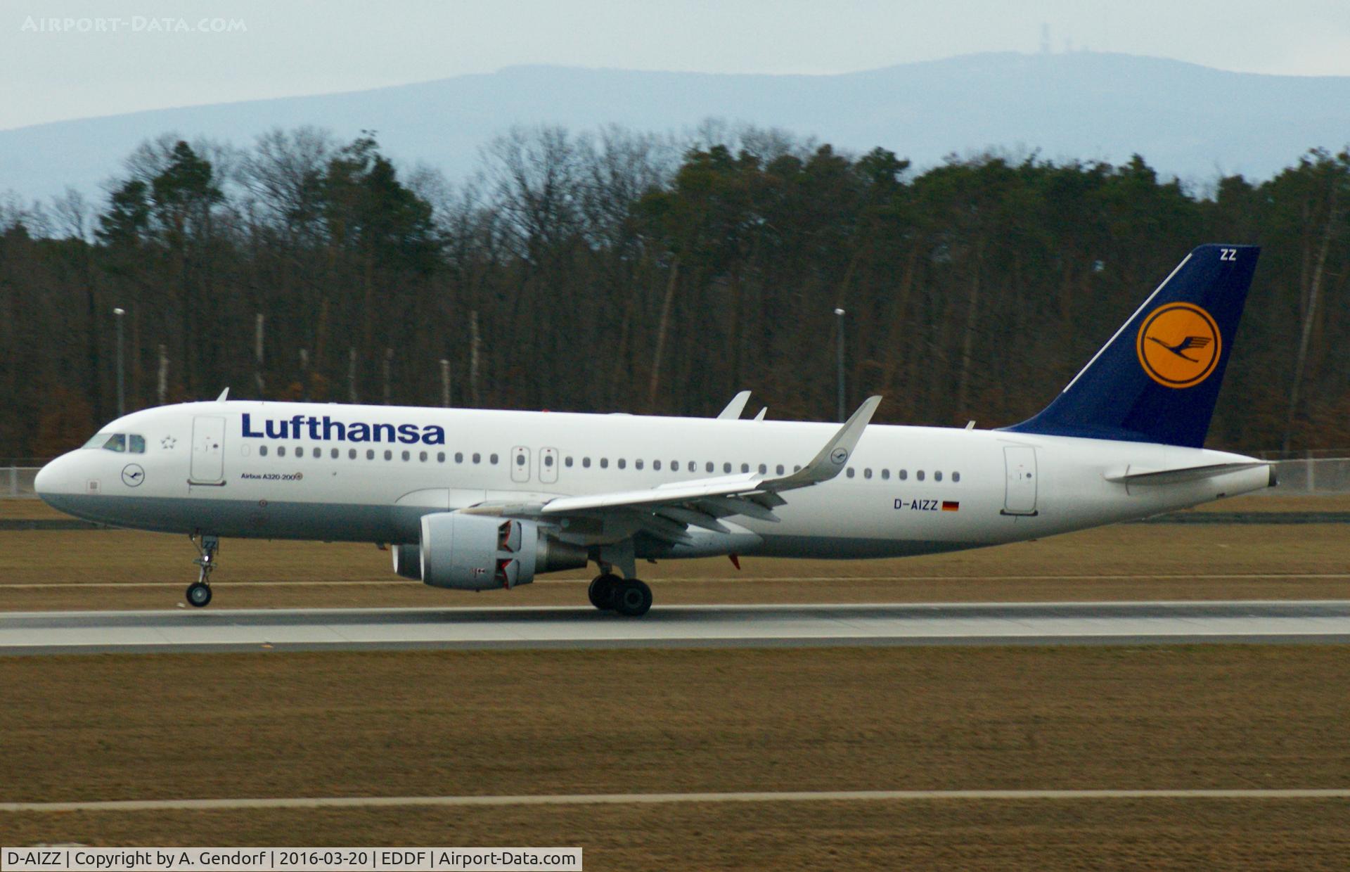 D-AIZZ, 2013 Airbus A320-214 C/N 5831, Lufthansa, is here touching down RWY 25R at Frankfurt Rhein/Main(EDDF)