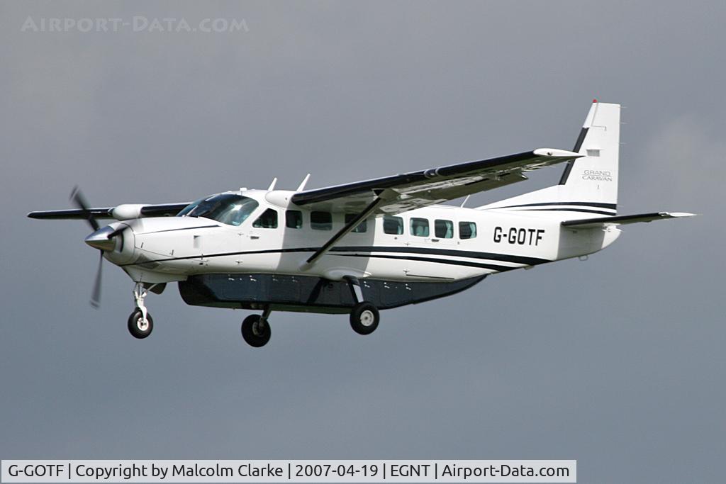 G-GOTF, 2006 Cessna 208B Grand Caravan C/N 208B1175, Cessna 208B Grand Caravan on approach to 25 at Newcastle Airport, April 2007.