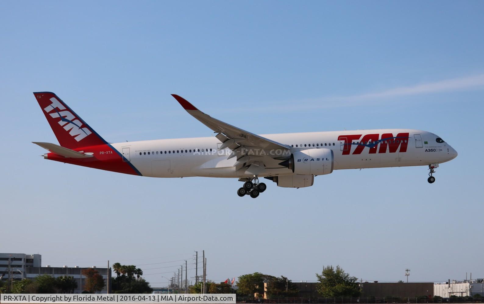 PR-XTA, 2015 Airbus A350-941 C/N 024, TAM A350