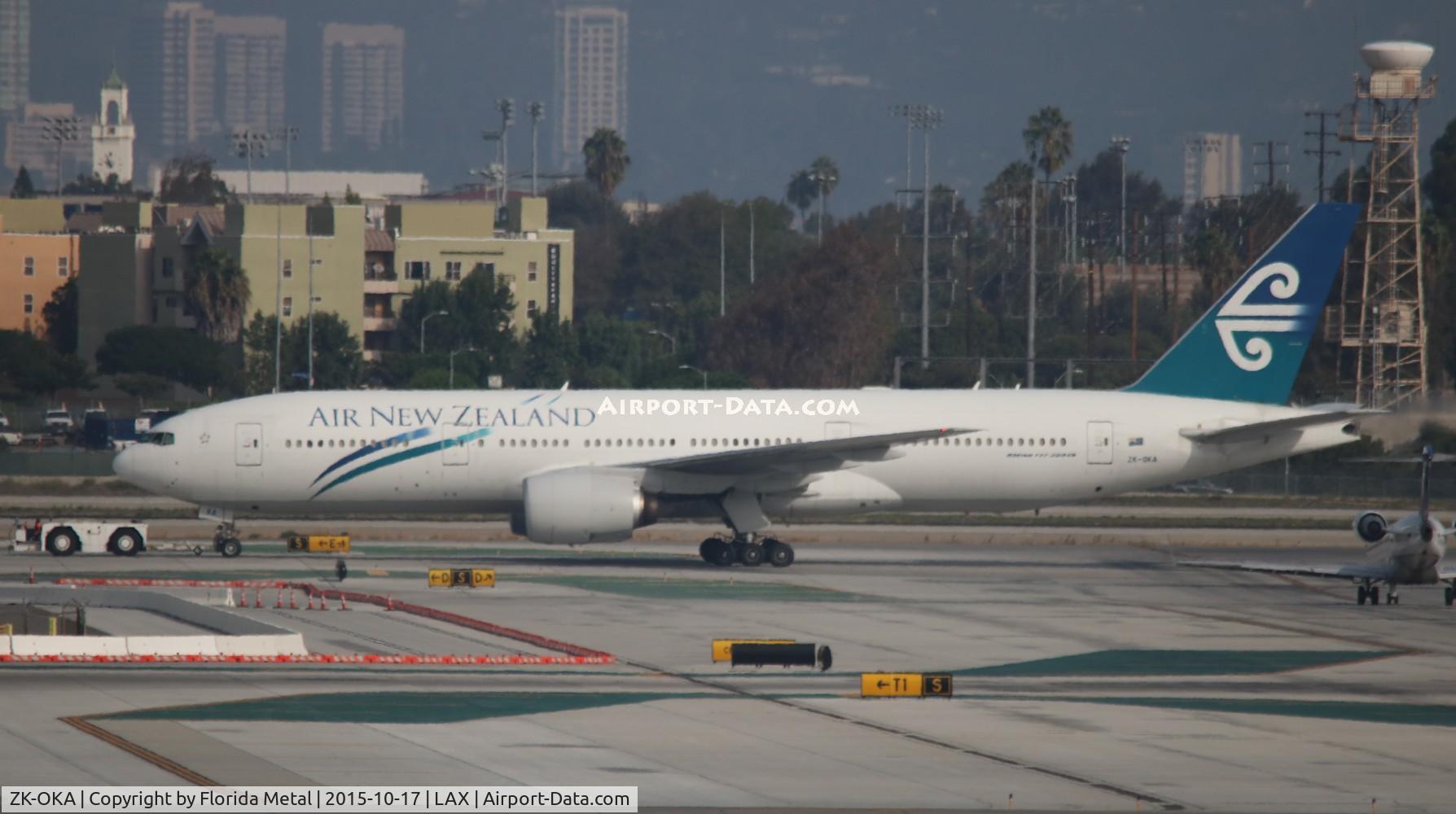 ZK-OKA, 2005 Boeing 777-219/ER C/N 29404, Air New Zealand