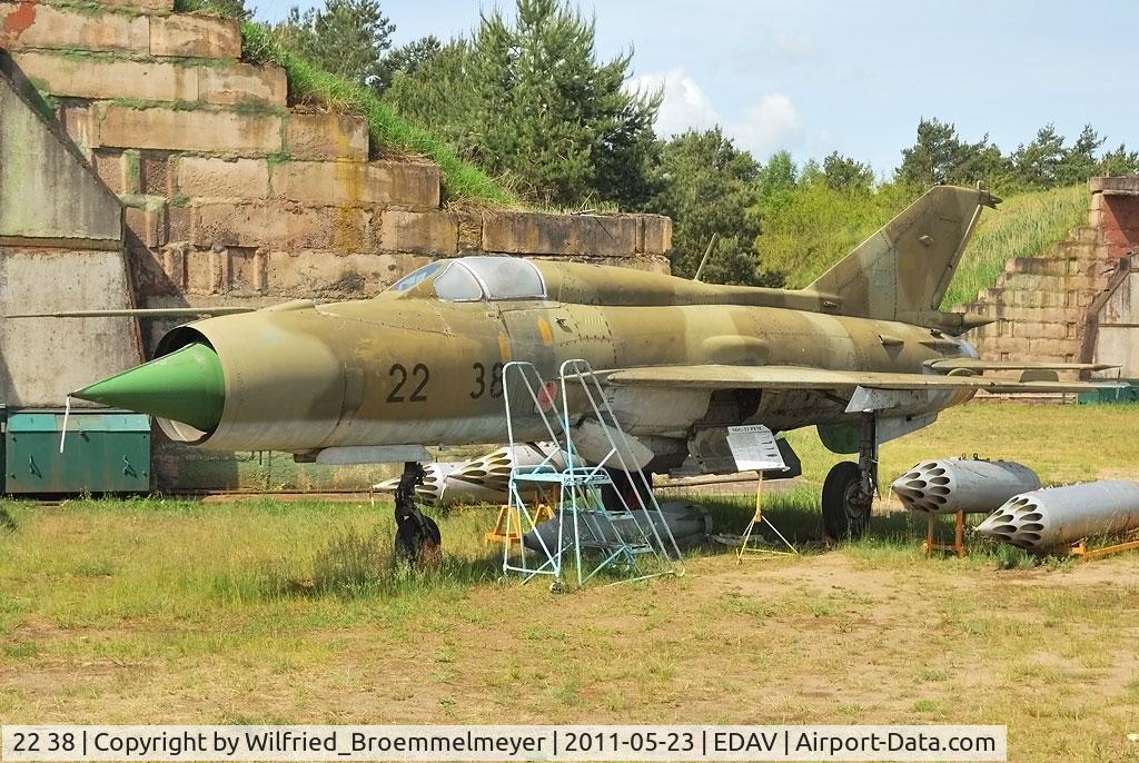 22 38, 1967 Mikoyan-Gurevich MiG-21SPS C/N 94A5509, Displayed at Finow Air Museum