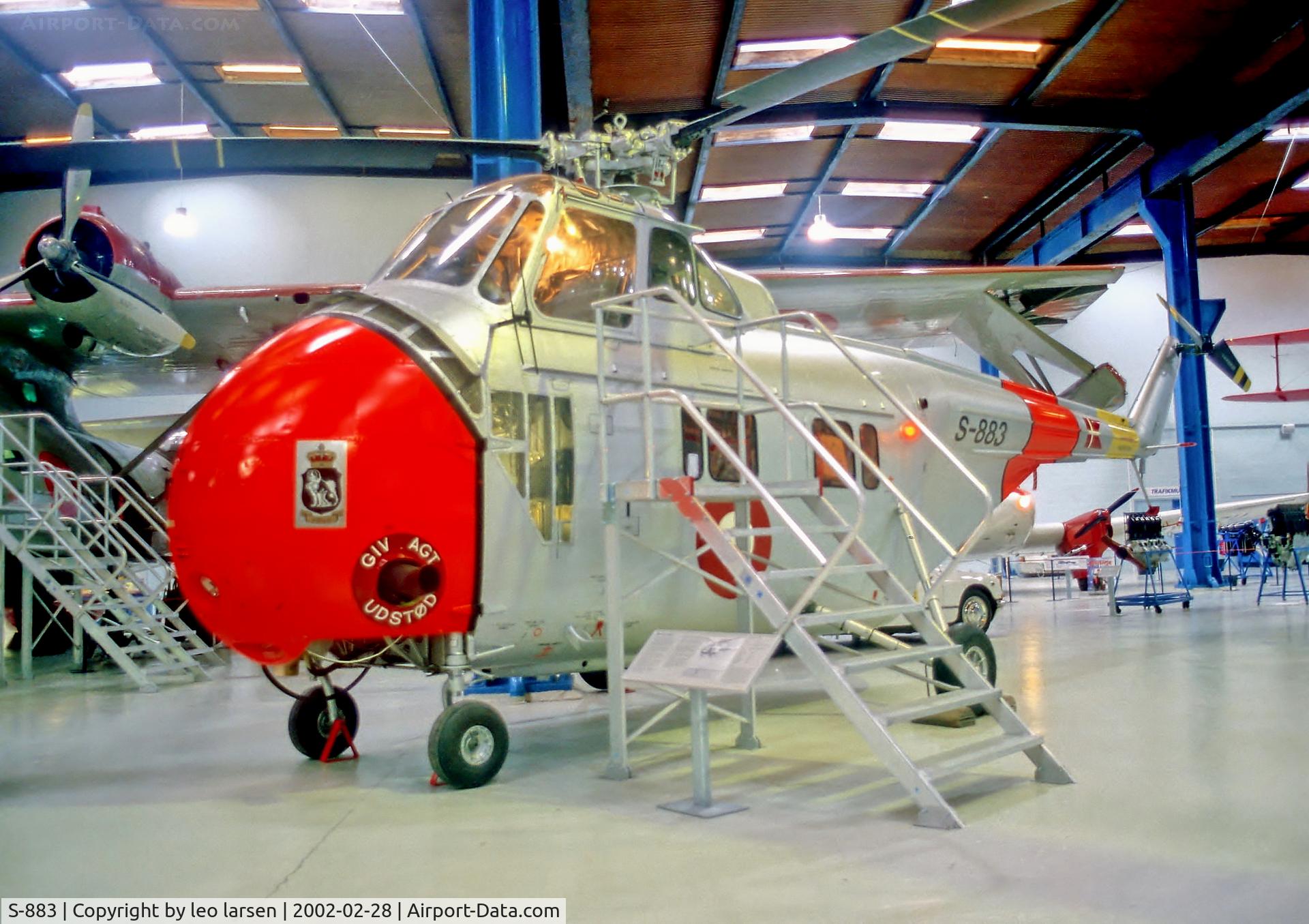 S-883, 1956 Sikorsky S-55C C/N 55-1031, Danmarks Tekniske Museum 28.2.02