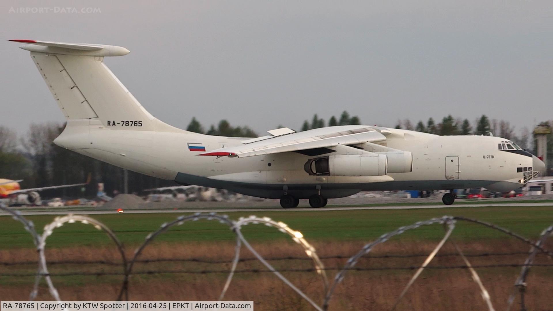 RA-78765, 1988 Ilyushin IL-76TD Candid C/N 0083486590, Slowing down on RWY27 at @KTW.