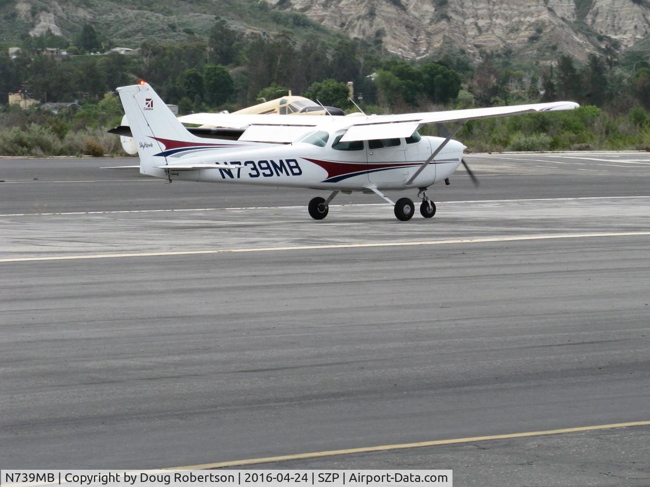 N739MB, 1978 Cessna 172N C/N 17270641, 1978 Cessna 172n SKYHAWK, Lycoming O-320-H2AD 160 Hp, touch and go Runway 22, doing pattern work today