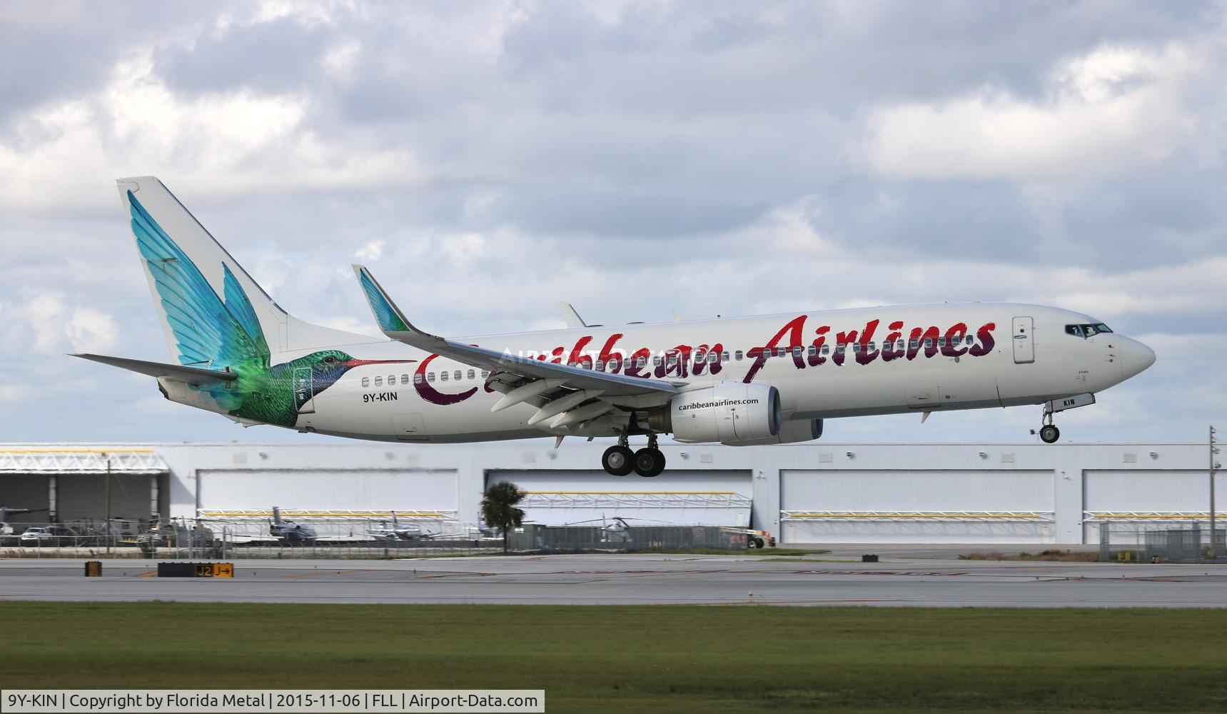 9Y-KIN, 2000 Boeing 737-8Q8 C/N 28234, Caribbean