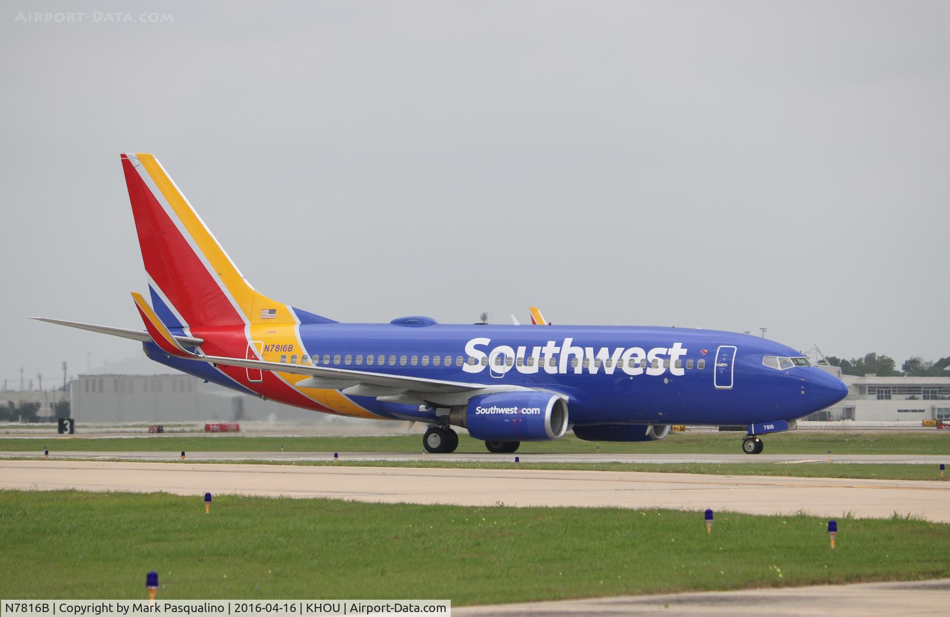 N7816B, 1999 Boeing 737-7L9 C/N 28009, Boeing 737-700