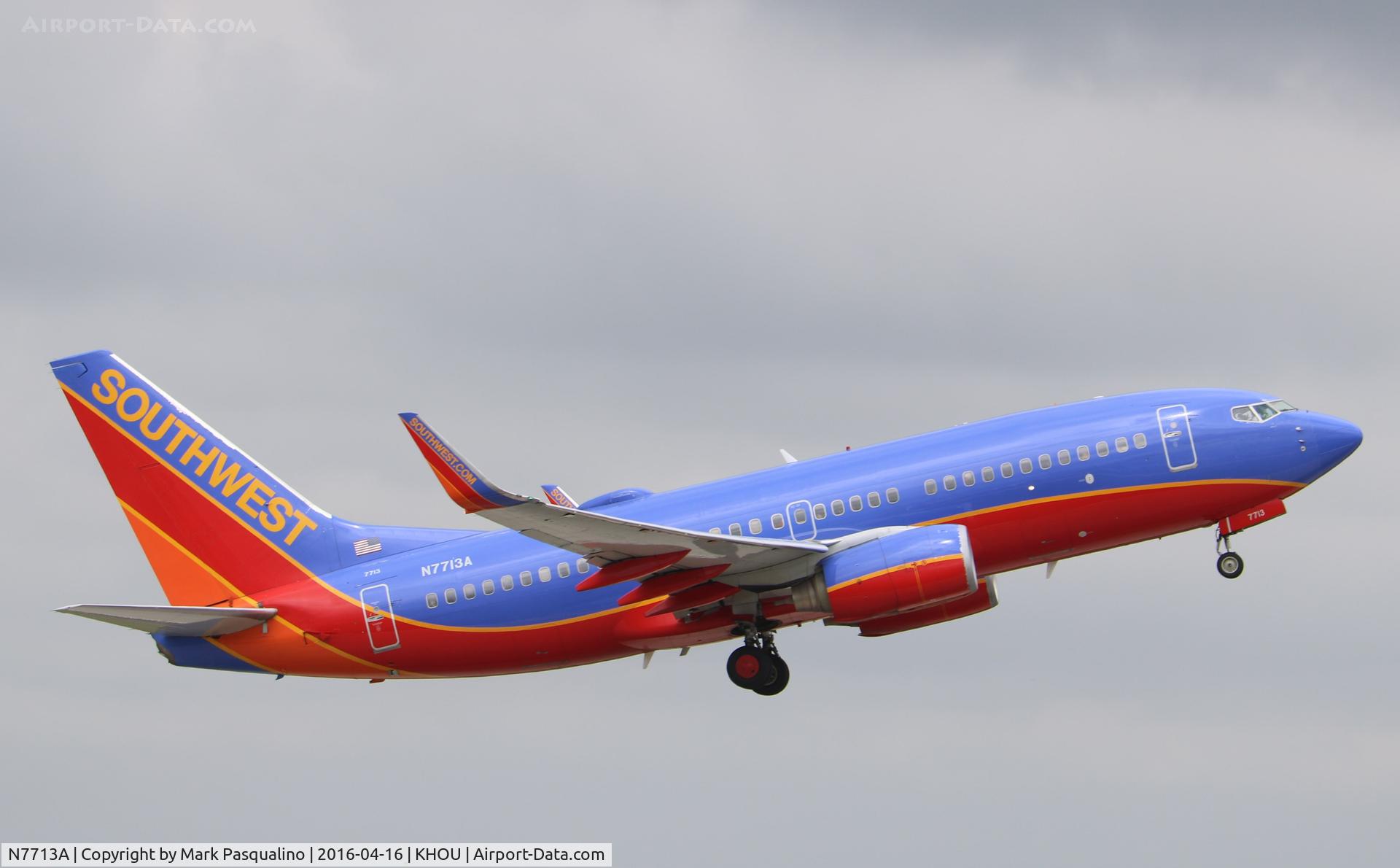 N7713A, 2005 Boeing 737-7BD C/N 33919, Boeing 737-700