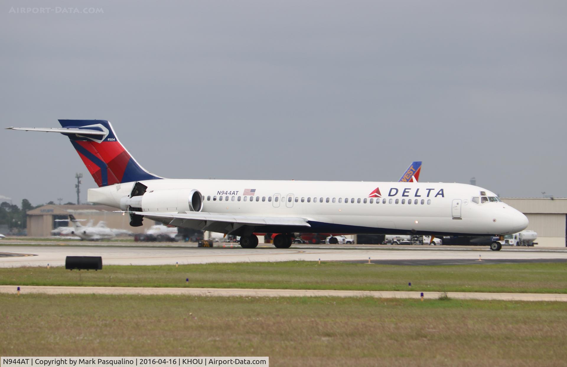 N944AT, 1999 Boeing 717-200 C/N 55007, Boeing 717-200