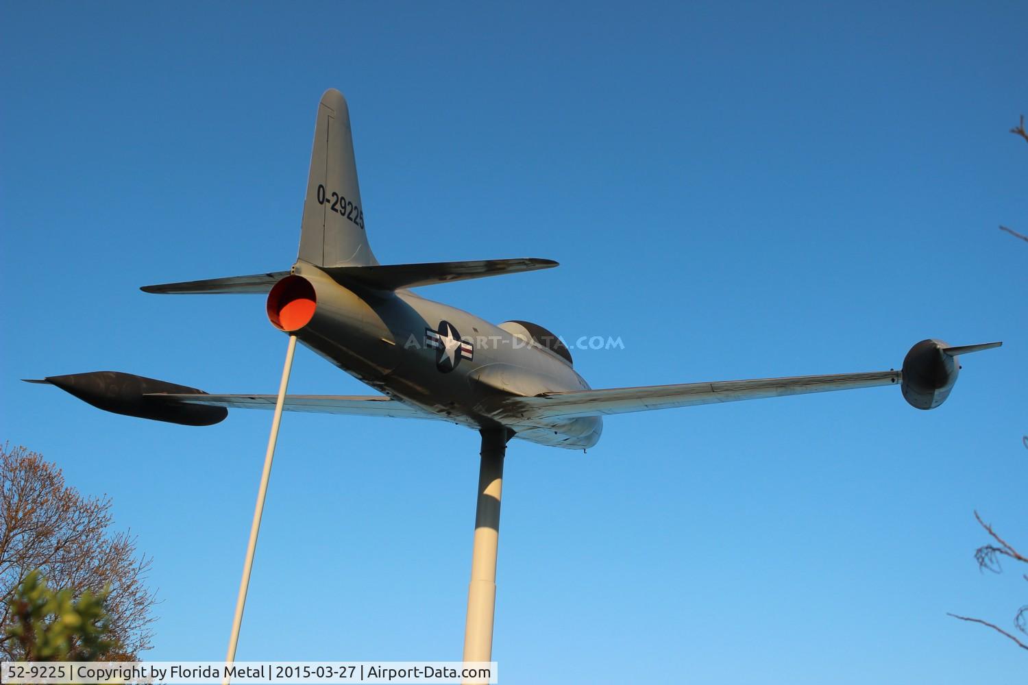 52-9225, 1952 Lockheed T-33A Shooting Star C/N 580-7291, T-33 on the side of I-75 near Warner Robbins Air Force Base Georgia