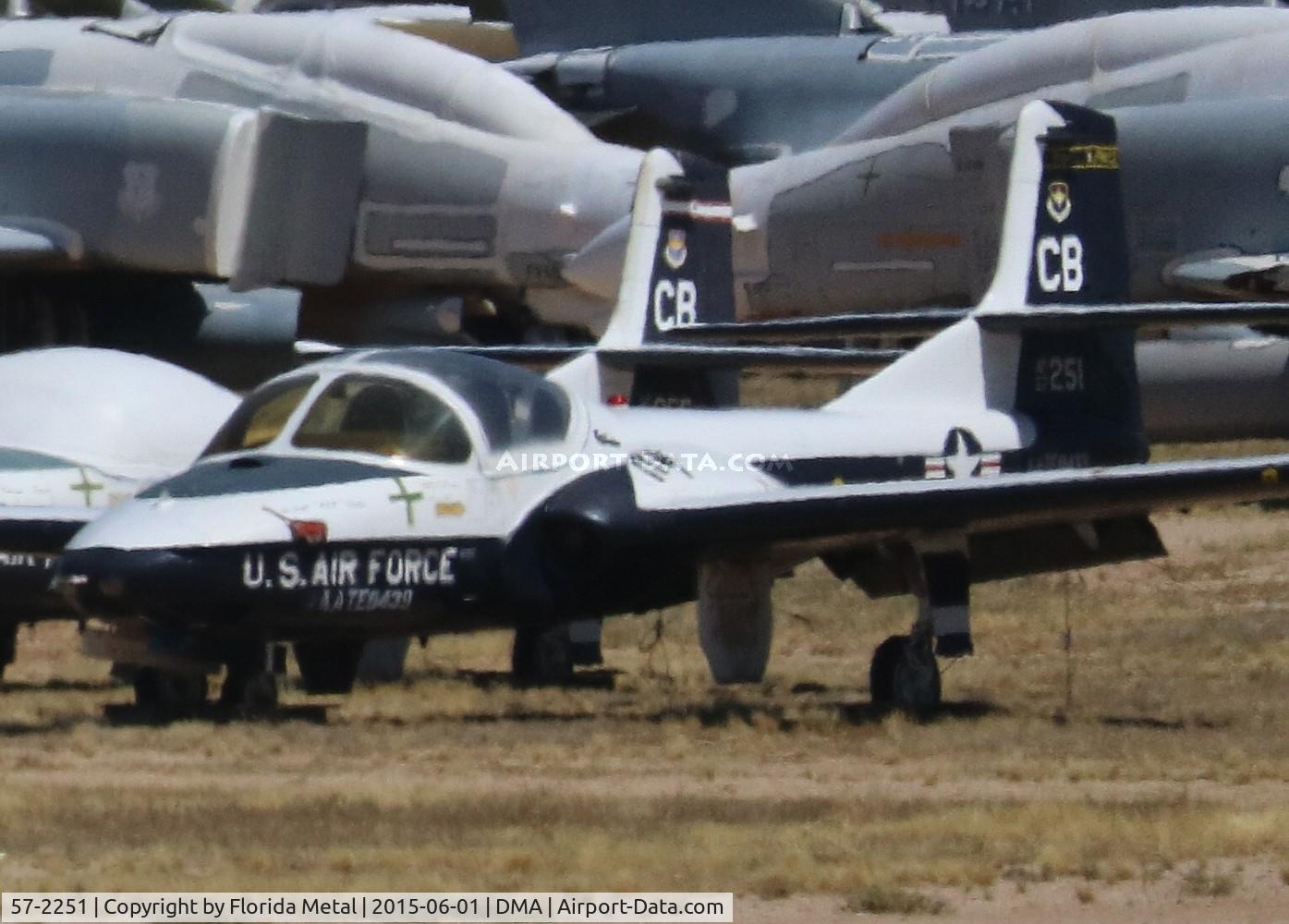 57-2251, 1957 Cessna T-37B Tweety Bird C/N 40184, T-37B