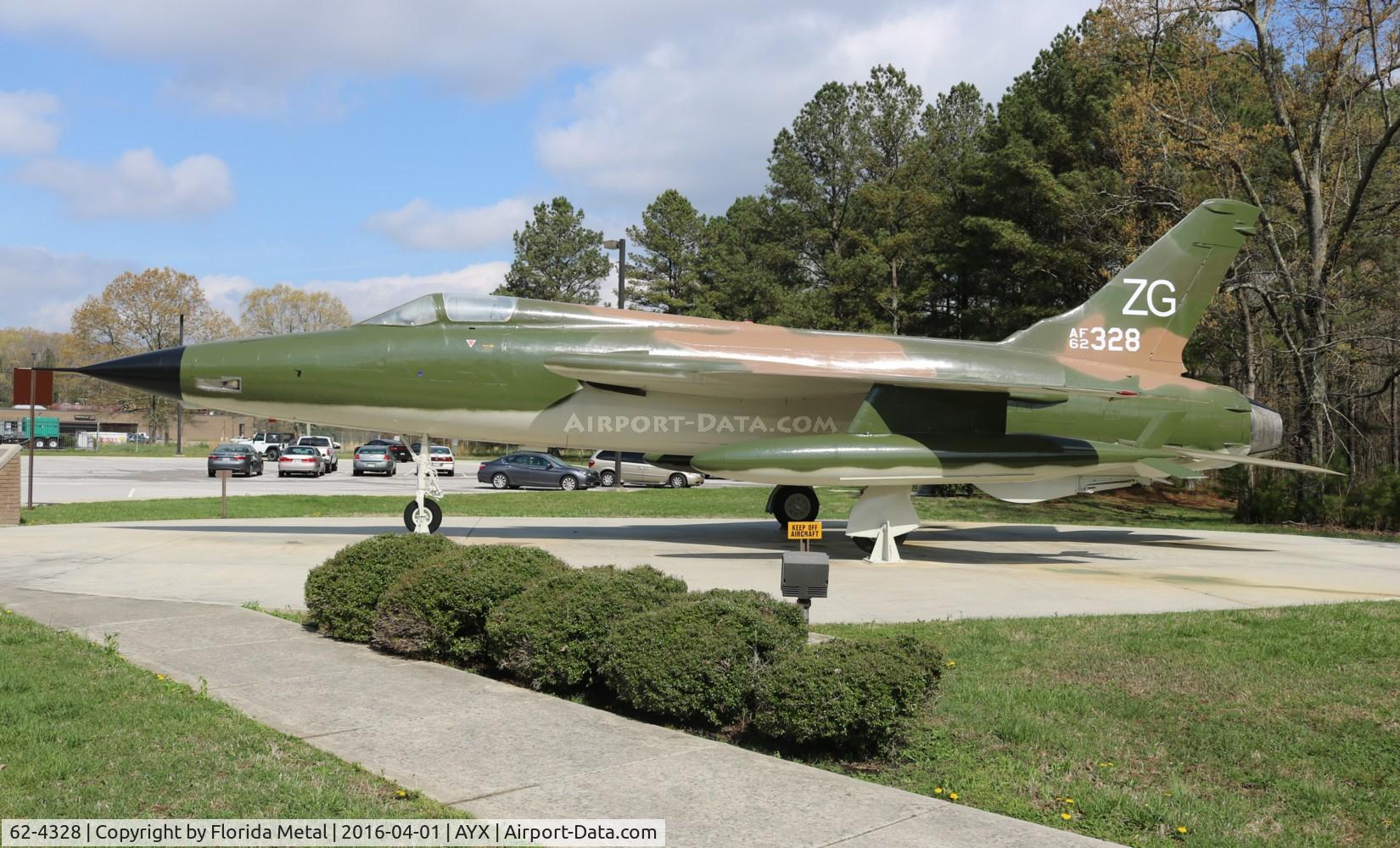 62-4328, 1962 Republic F-105D Thunderchief C/N D527, F-105D