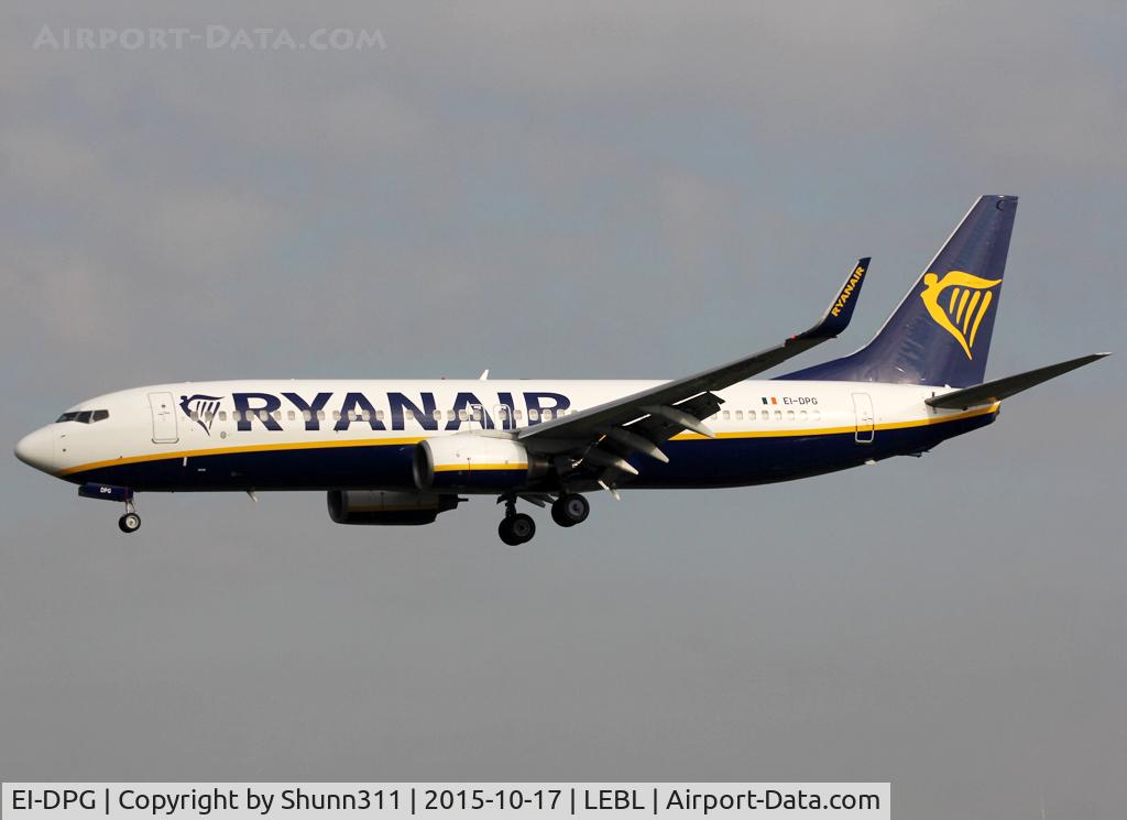 EI-DPG, 2007 Boeing 737-8AS C/N 33607, Landing rwy 25R