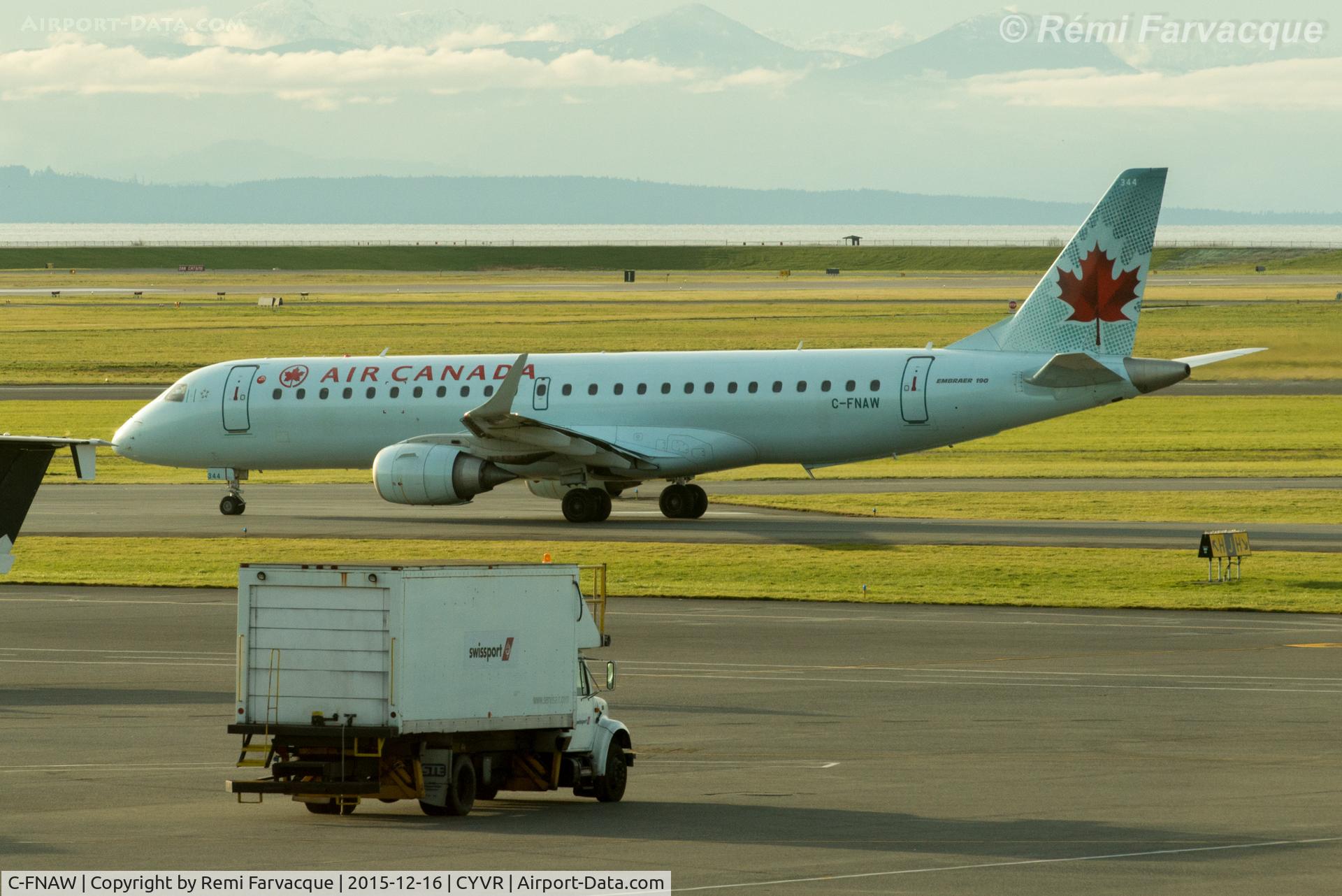 C-FNAW, 2008 Embraer 190AR (ERJ-190-100IGW) C/N 19000149, Taxiing for take-off on south runway