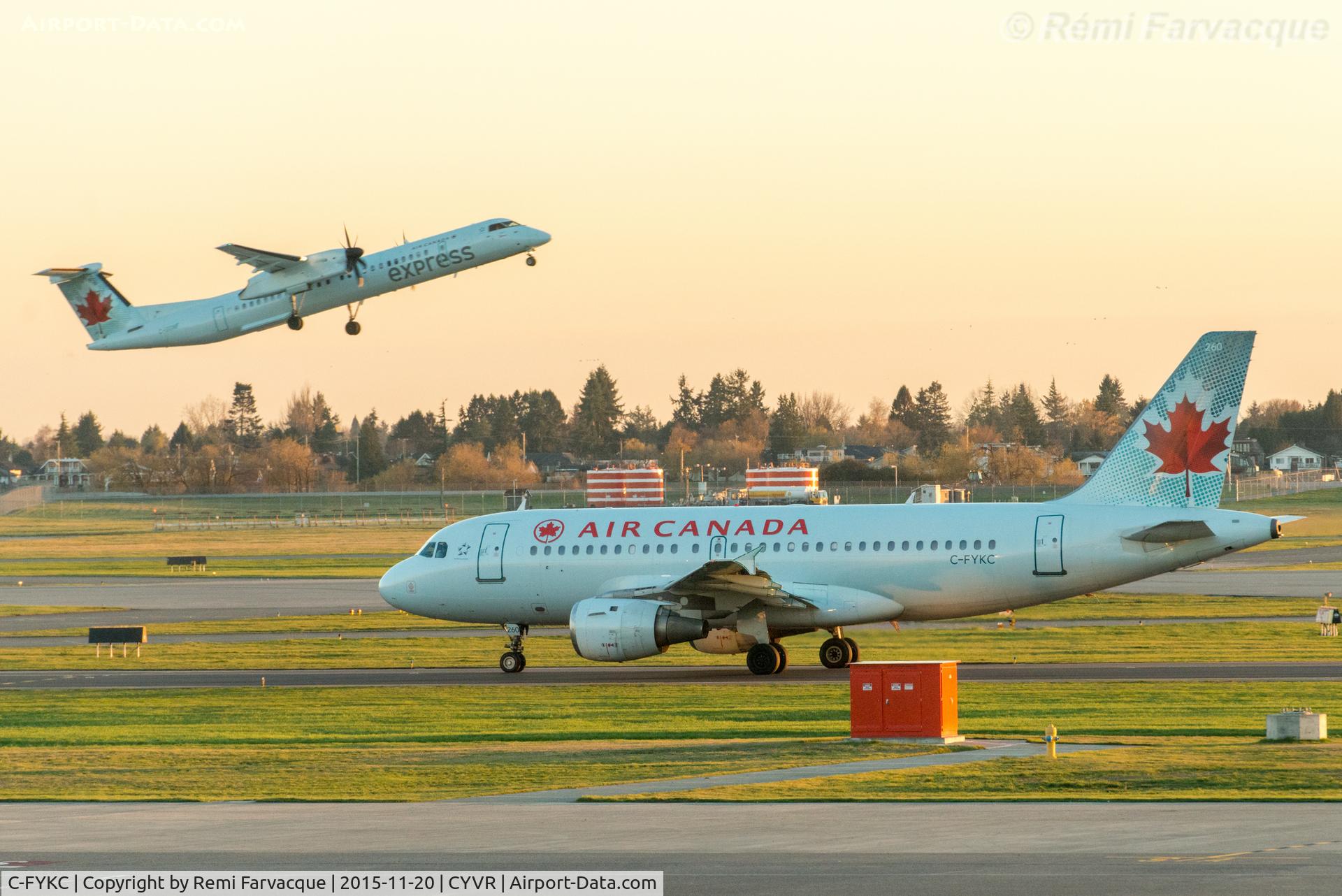 C-FYKC, 1997 Airbus A319-114 C/N 691, Taxiing for westerly take-off on south runway.