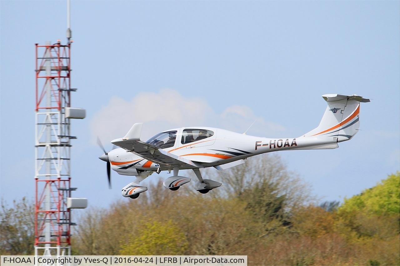 F-HOAA, Diamond DA-40 Diamond Star C/N D4.148, Diamond DA-40 Diamond Star, On final rwy 25L, Brest-Bretagne Airport (LFRB-BES)