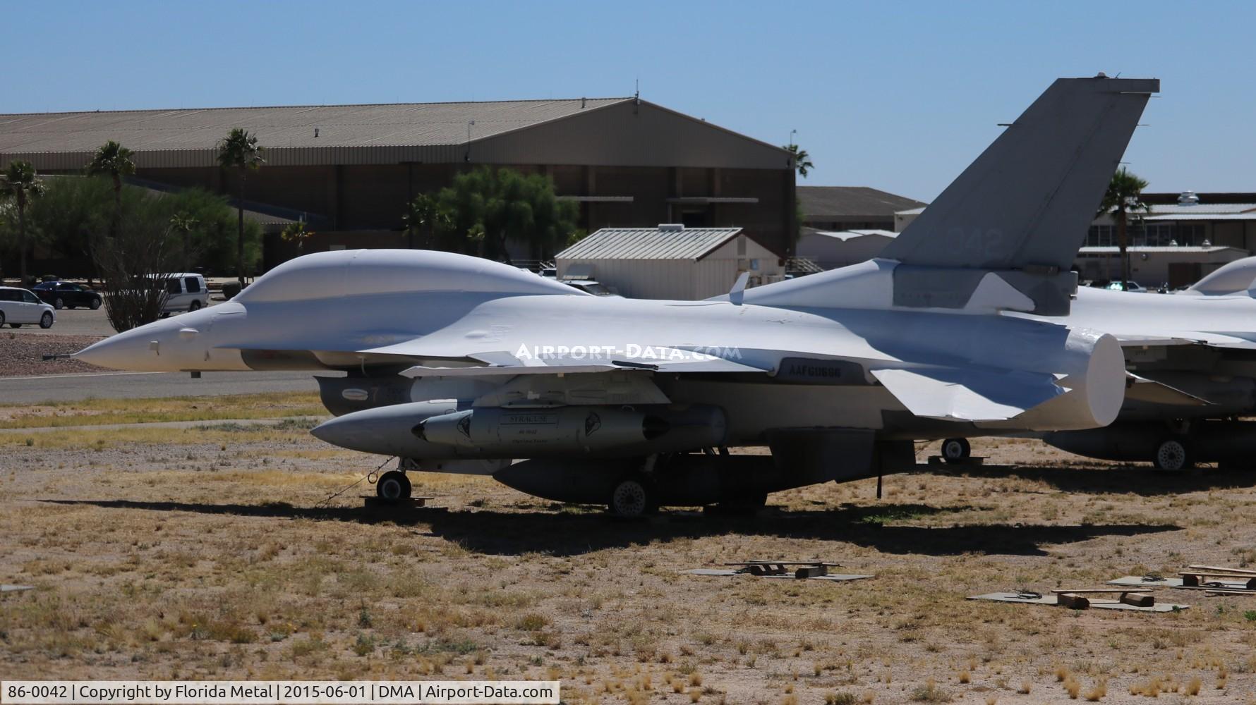 86-0042, 1986 General Dynamics F-16D Fighting Falcon C/N 5D-46, F-16D