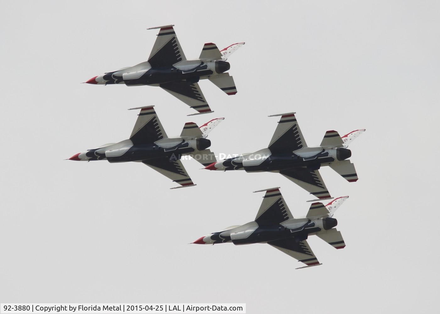 92-3880, 1992 General Dynamics F-16CJ Fighting Falcon C/N CC-122, Thunderbirds