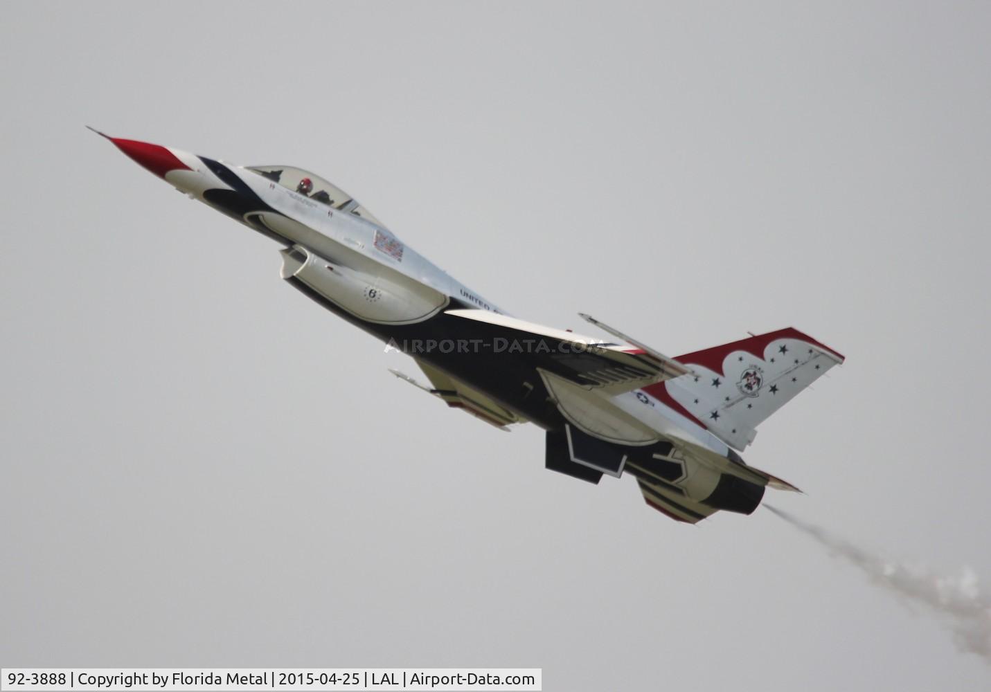 92-3888, General Dynamics F-16CJ Fighting Falcon C/N CC-130, Thunderbirds