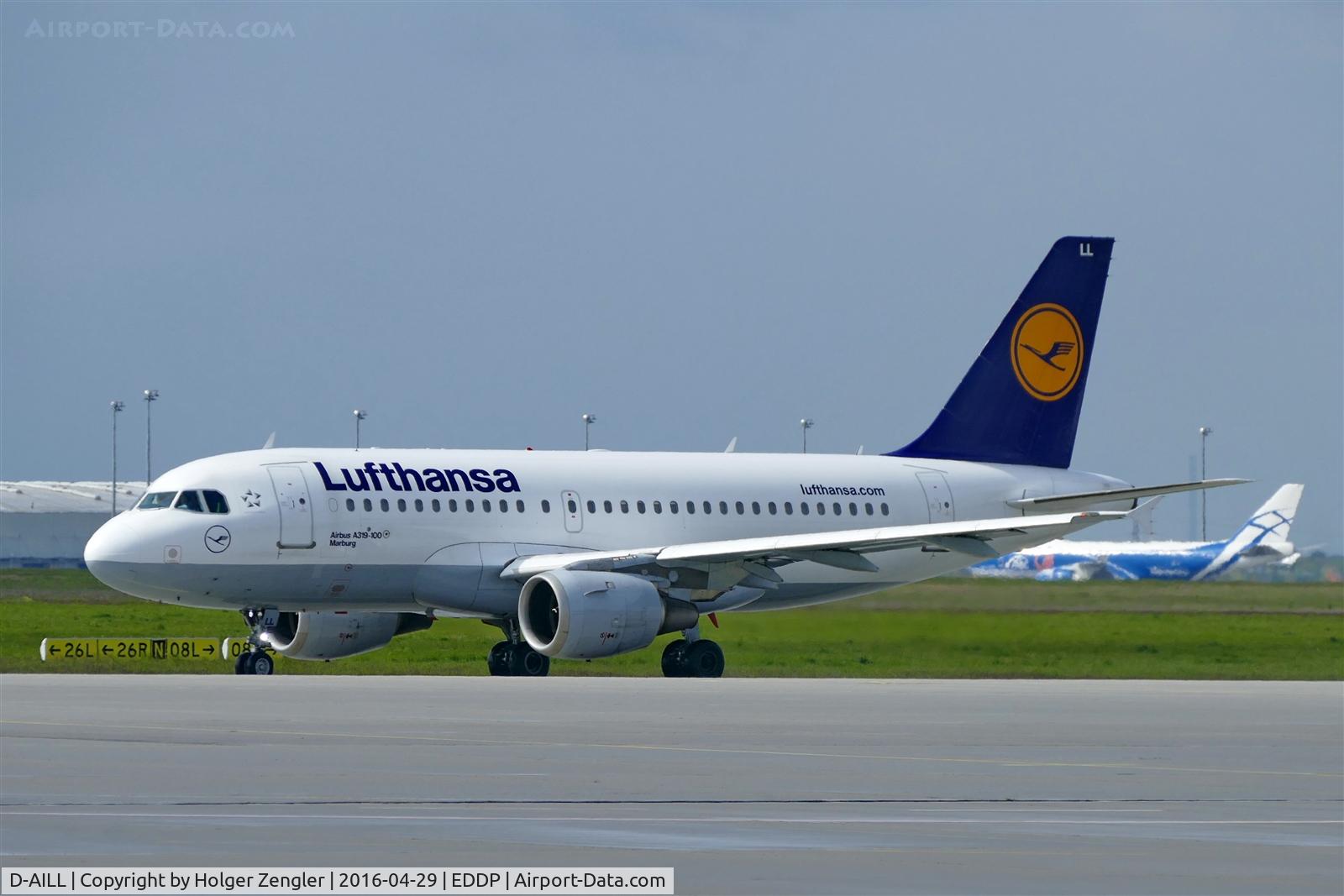 D-AILL, 1997 Airbus A319-114 C/N 689, FRA shuttle is leaving apron 1 eastbound....