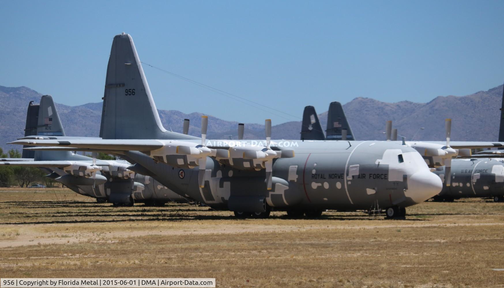 956, 1969 Lockheed C-130H Hercules C/N 382-4338, Norway Air Force C-130H