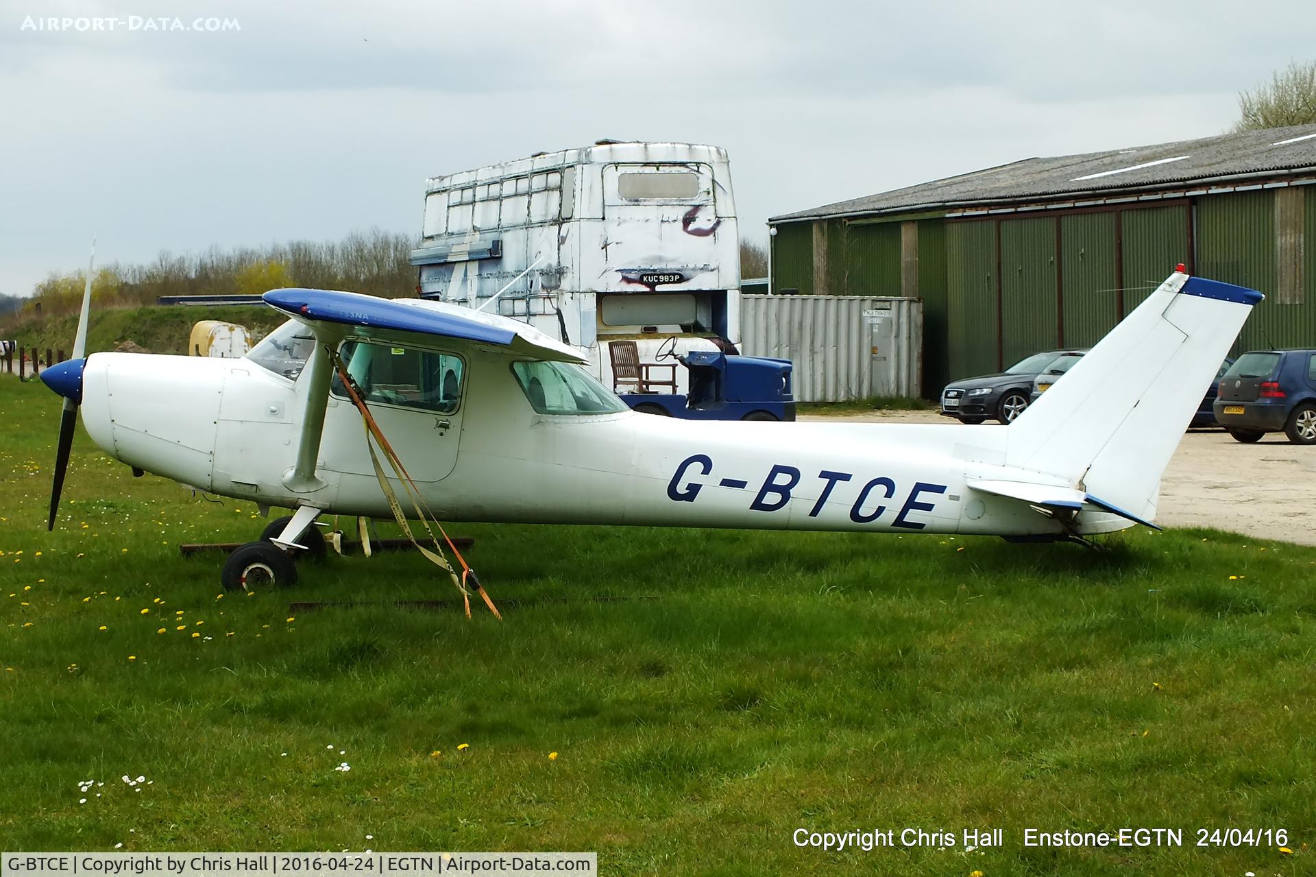 G-BTCE, 1978 Cessna 152 C/N 152-81376, at Enstone airfield