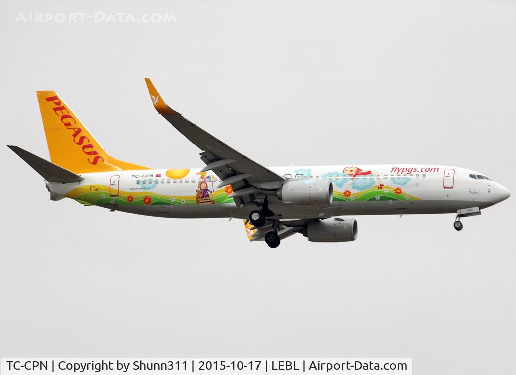TC-CPN, 2015 Boeing 737-85R C/N 40013, Landing rwy 07L in special Childrens c/s