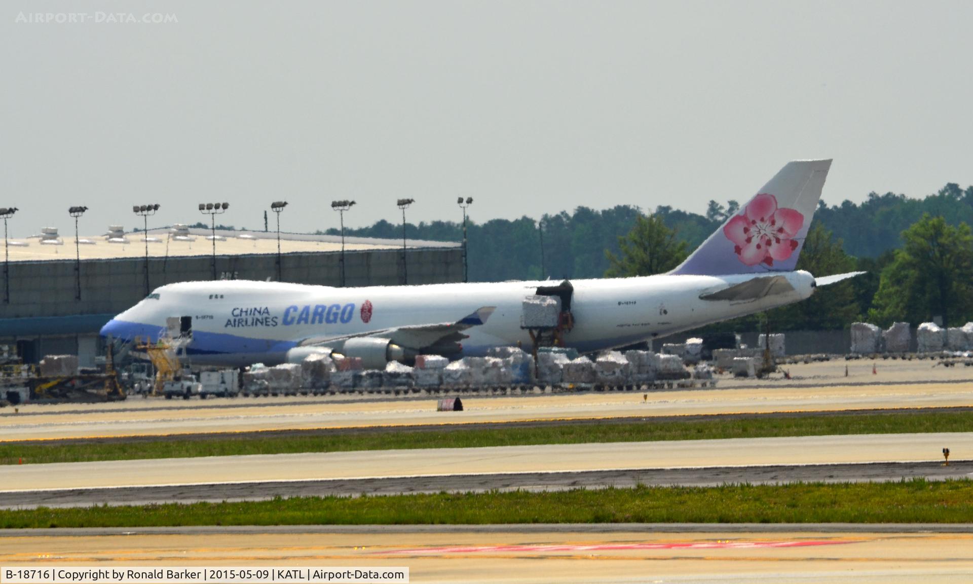 B-18716, 2003 Boeing 747-409F/SCD C/N 33732, Cargo ramp Atlanta