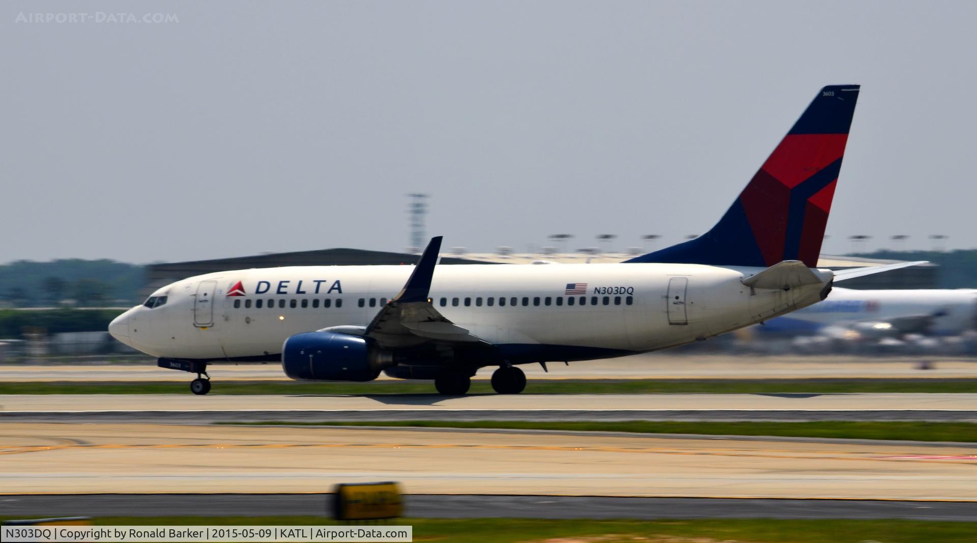 N303DQ, 2008 Boeing 737-732 C/N 29688, Takeoff Atlanta