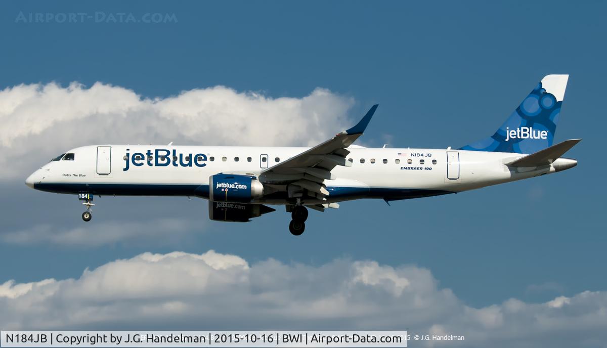 N184JB, 2005 Embraer 190AR (ERJ-190-100IGW) C/N 19000008, On final to 33L