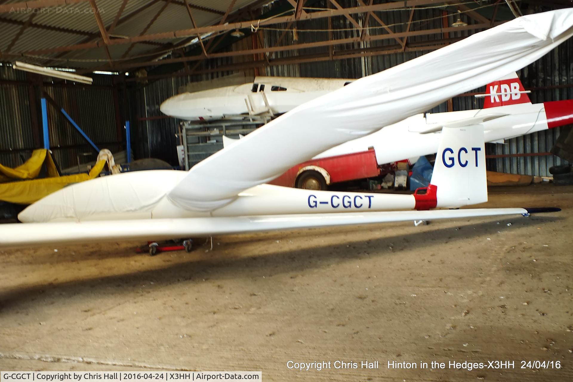 G-CGCT, 1990 Schempp-Hirth Discus B C/N 360, at Hinton in the Hedges