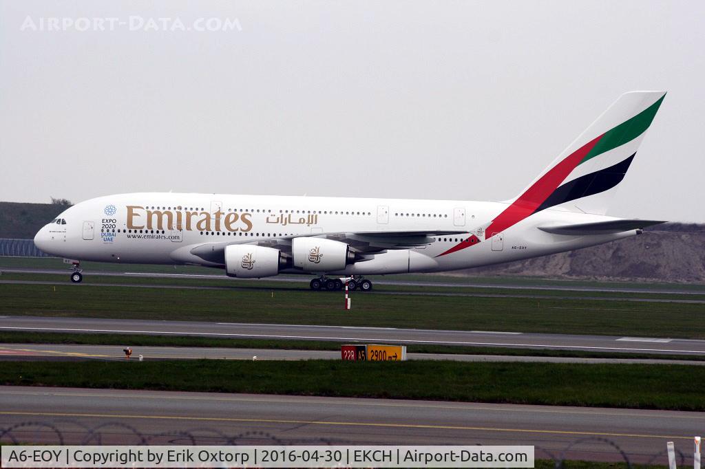 A6-EOY, 2015 Airbus A380-861 C/N 209, A6-EOY just arrived rw 22L