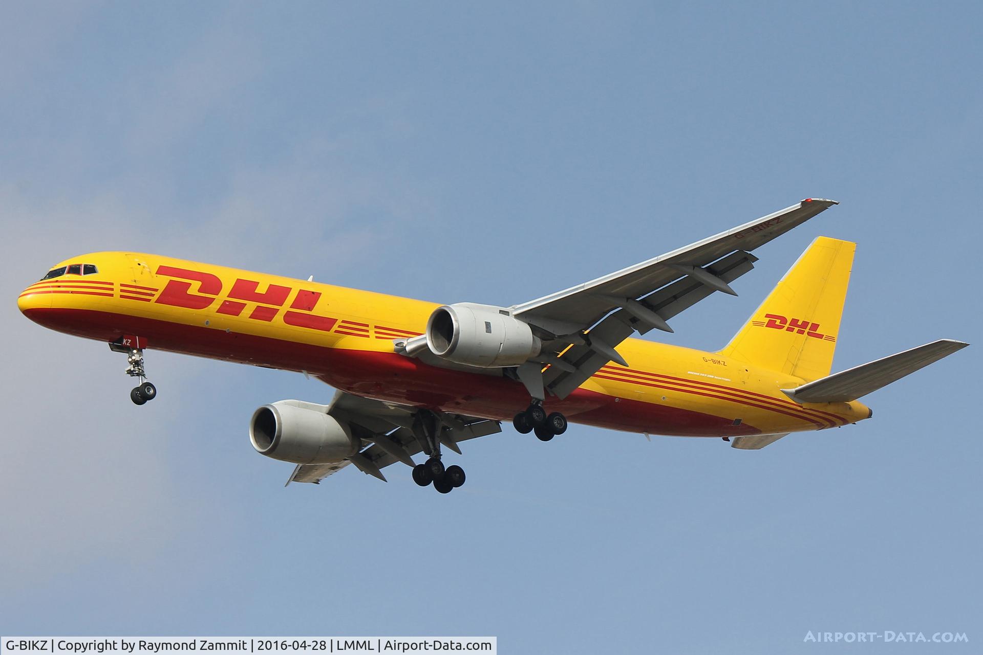 G-BIKZ, 1986 Boeing 757-236/SF C/N 23532, B757 G-BIKZ DHL