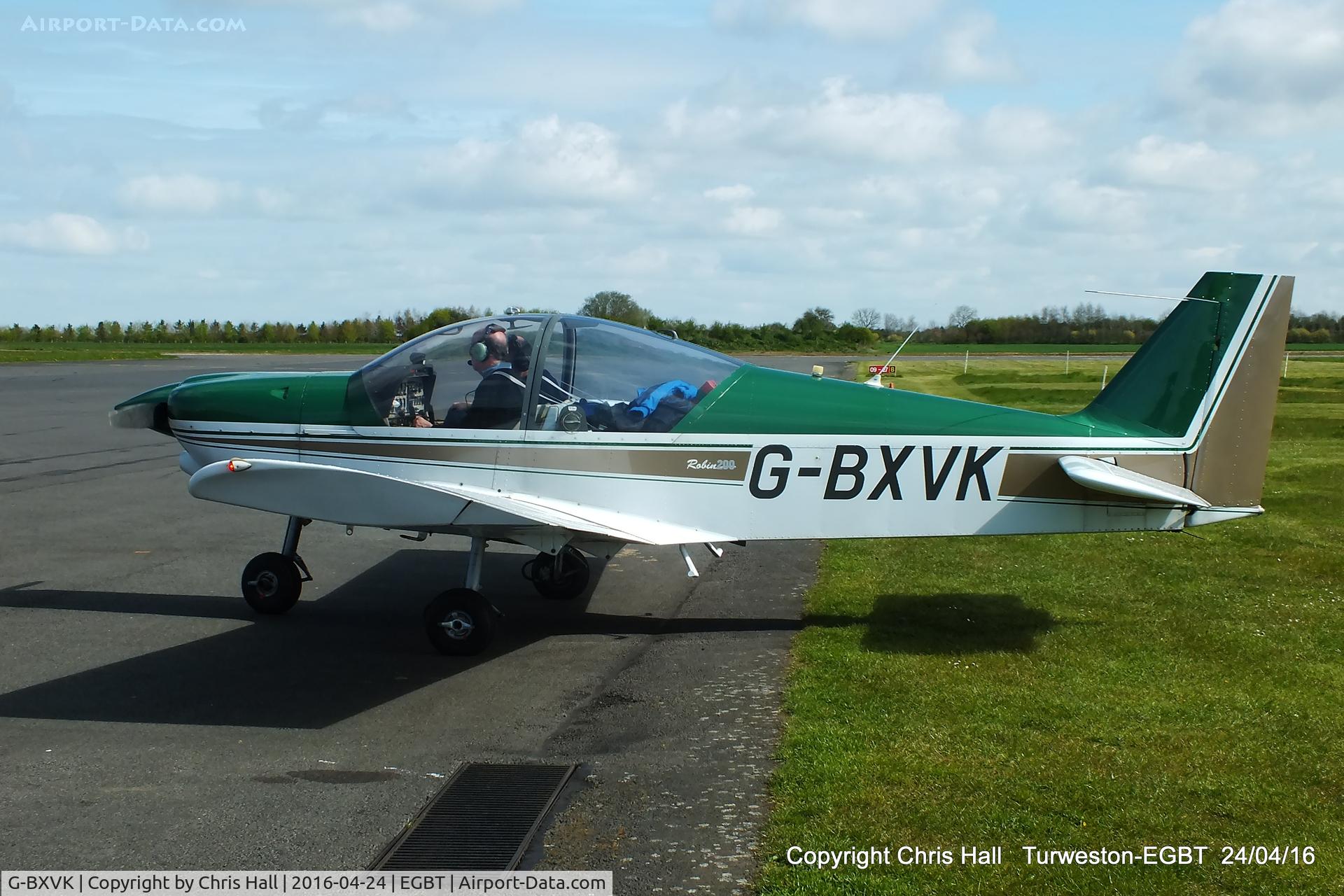 G-BXVK, 1998 Robin HR-200-120B C/N 326, at Turweston
