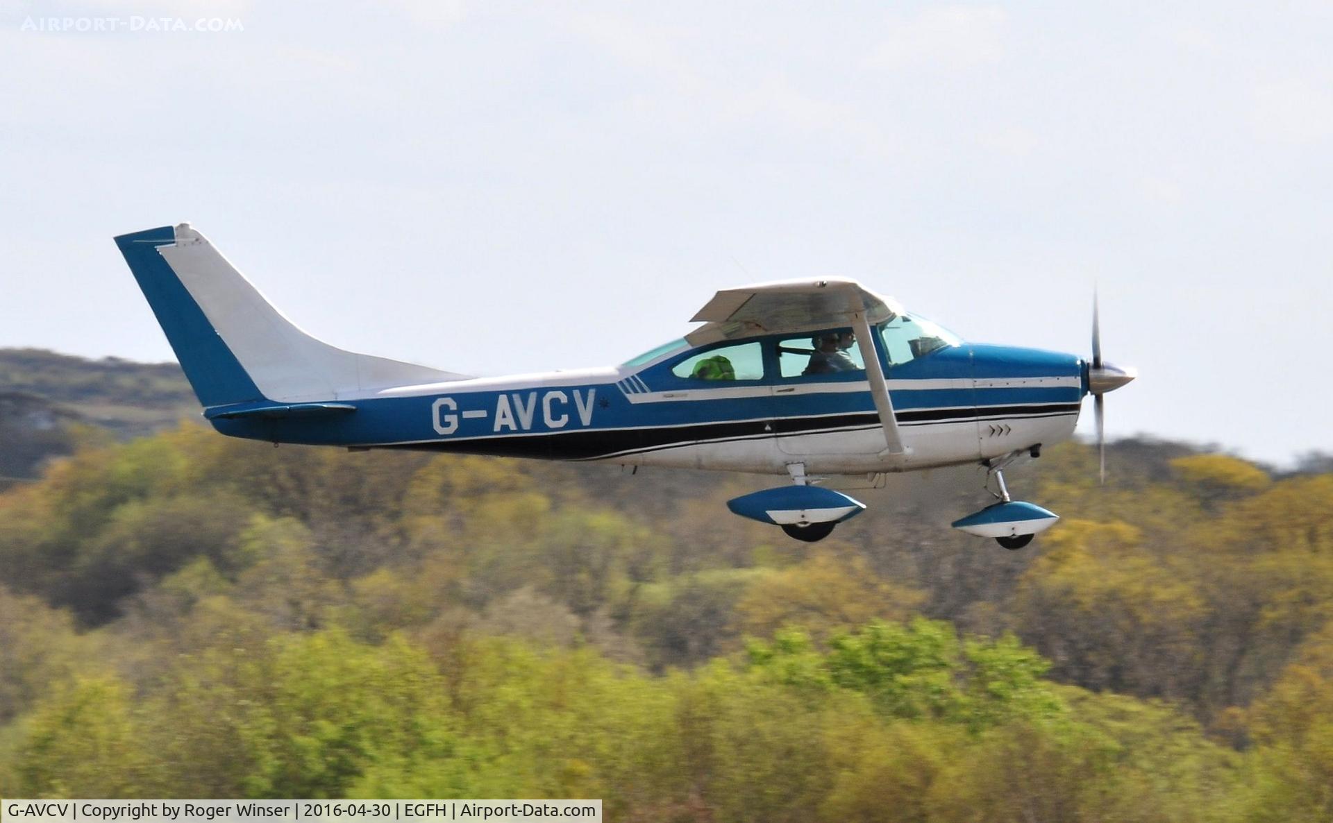 G-AVCV, 1966 Cessna 182J Skylane C/N 182-57492, Visiting Cessna Skylane departing Runway 28.