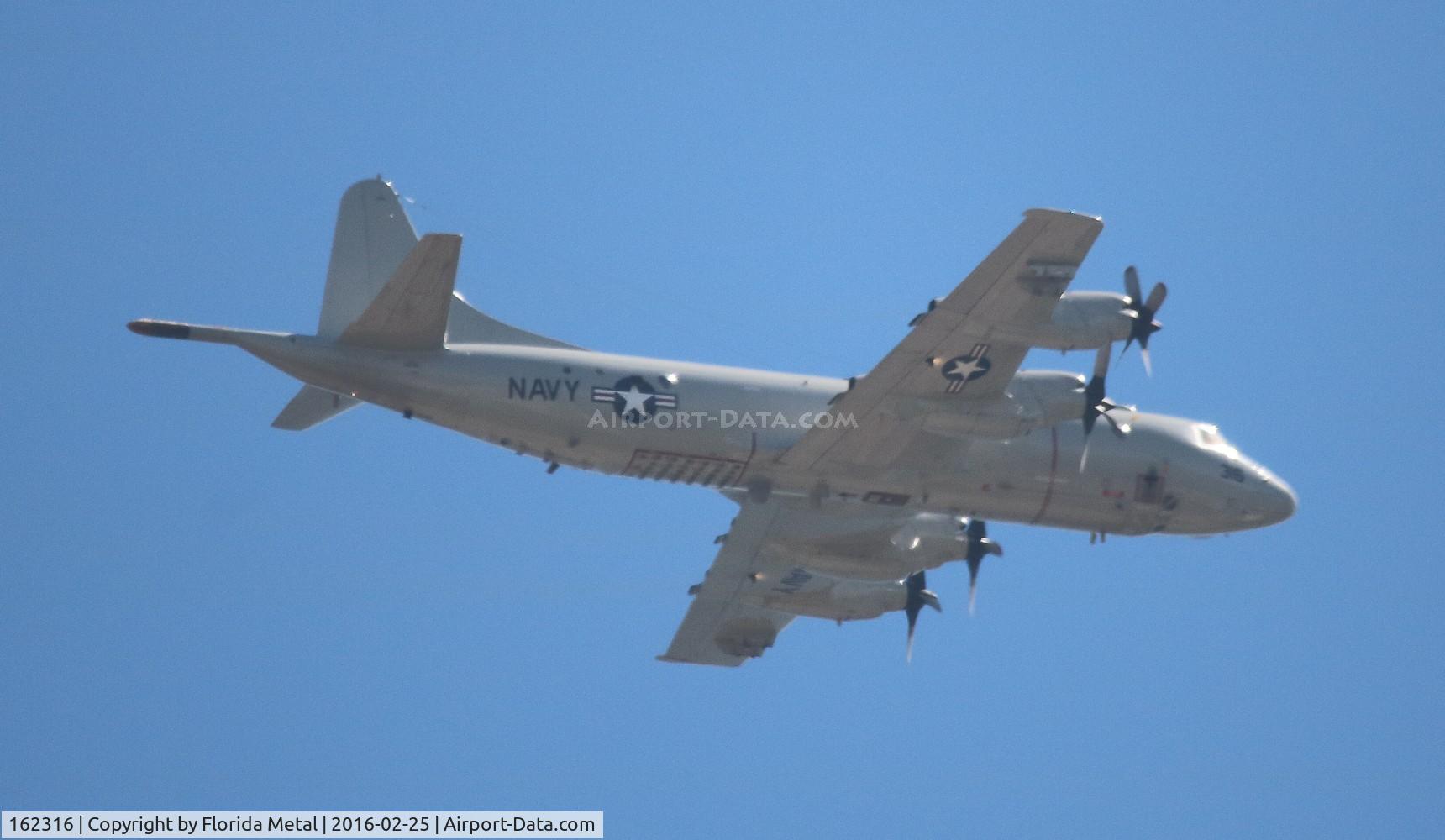 162316, Lockheed P-3C Orion C/N 285G-5790, P-3C Orion overflying Ft Lauderdale