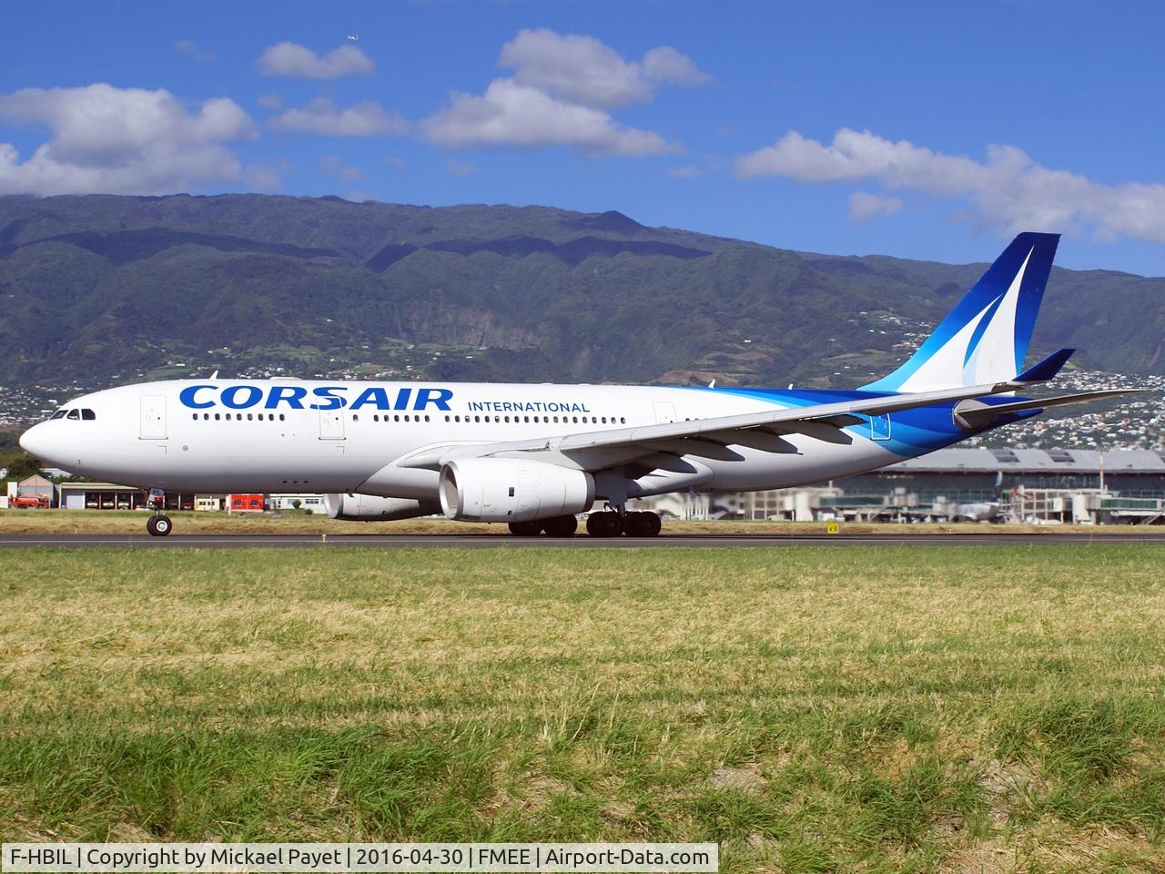 F-HBIL, 2000 Airbus A330-243 C/N 320, Take off from rwy 12