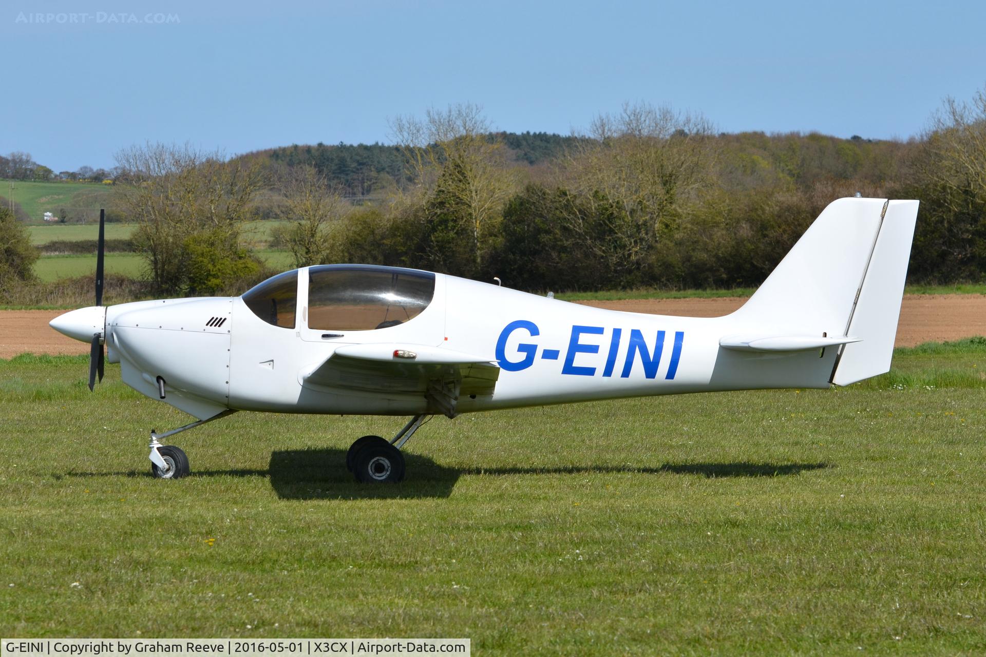 G-EINI, 2007 Europa XS Tri-Gear C/N PFA 247-13562, Parked at Northrepps.
