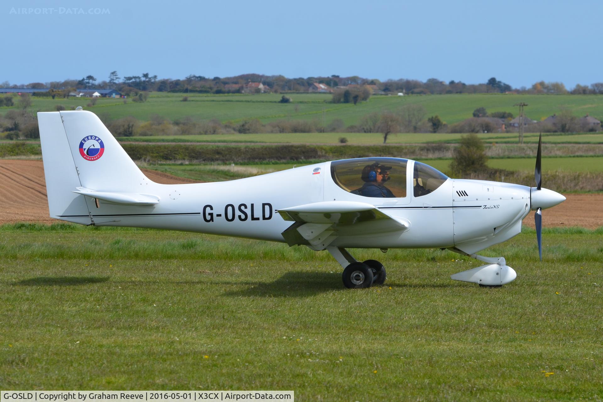 G-OSLD, 2000 Europa XS Tri-Gear C/N PFA 247-13641, Just landed at Northrepps.