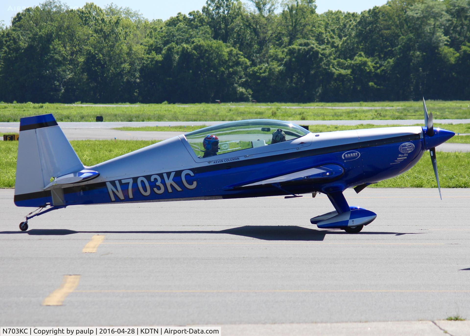 N703KC, 2007 Extra EA-300/L C/N 1275, At Downtown Shreveport.